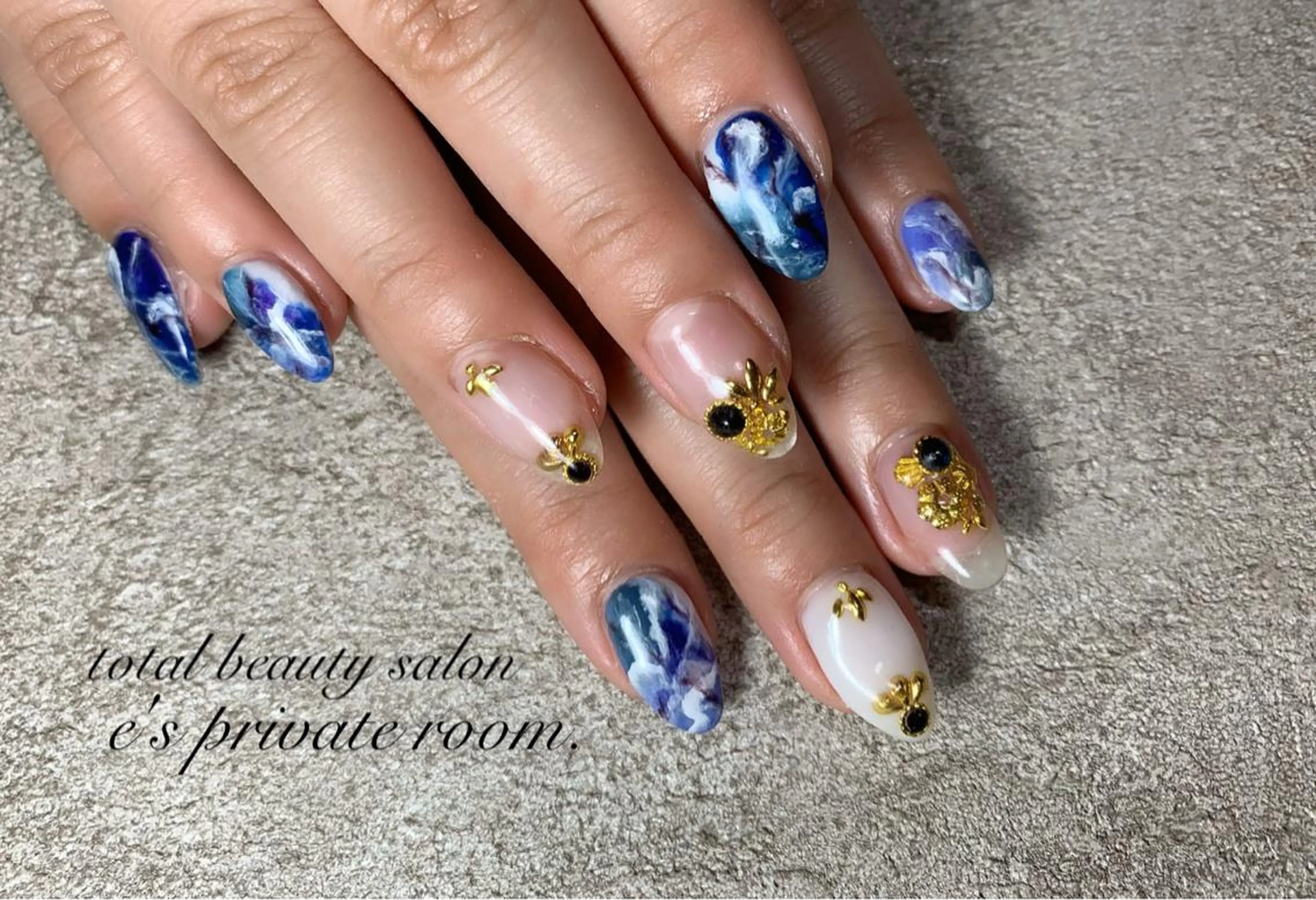 ネイル LAVISH nail salonのネイルデザイン