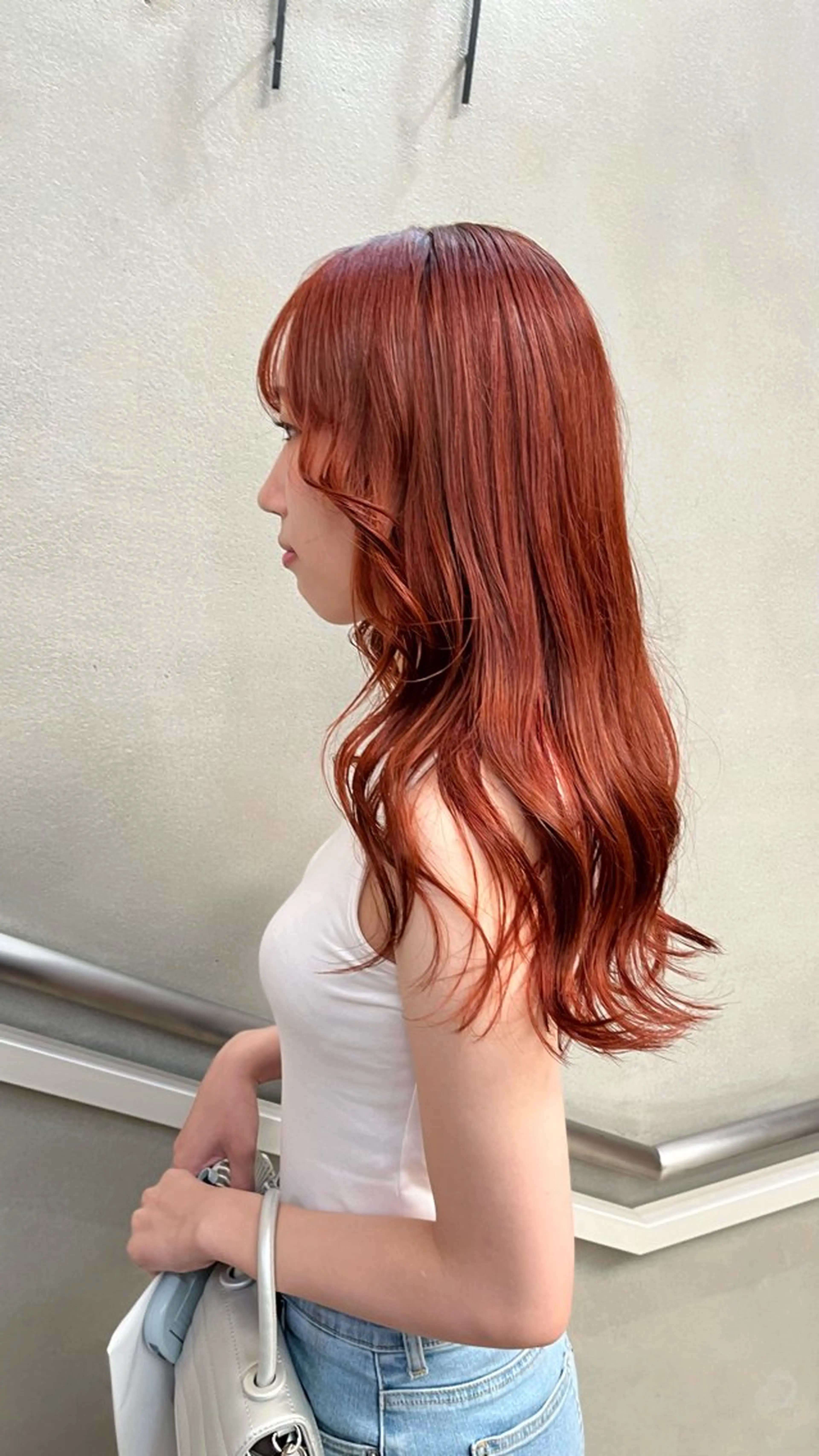 ロング カラー 佐藤 永夏のヘアスタイル