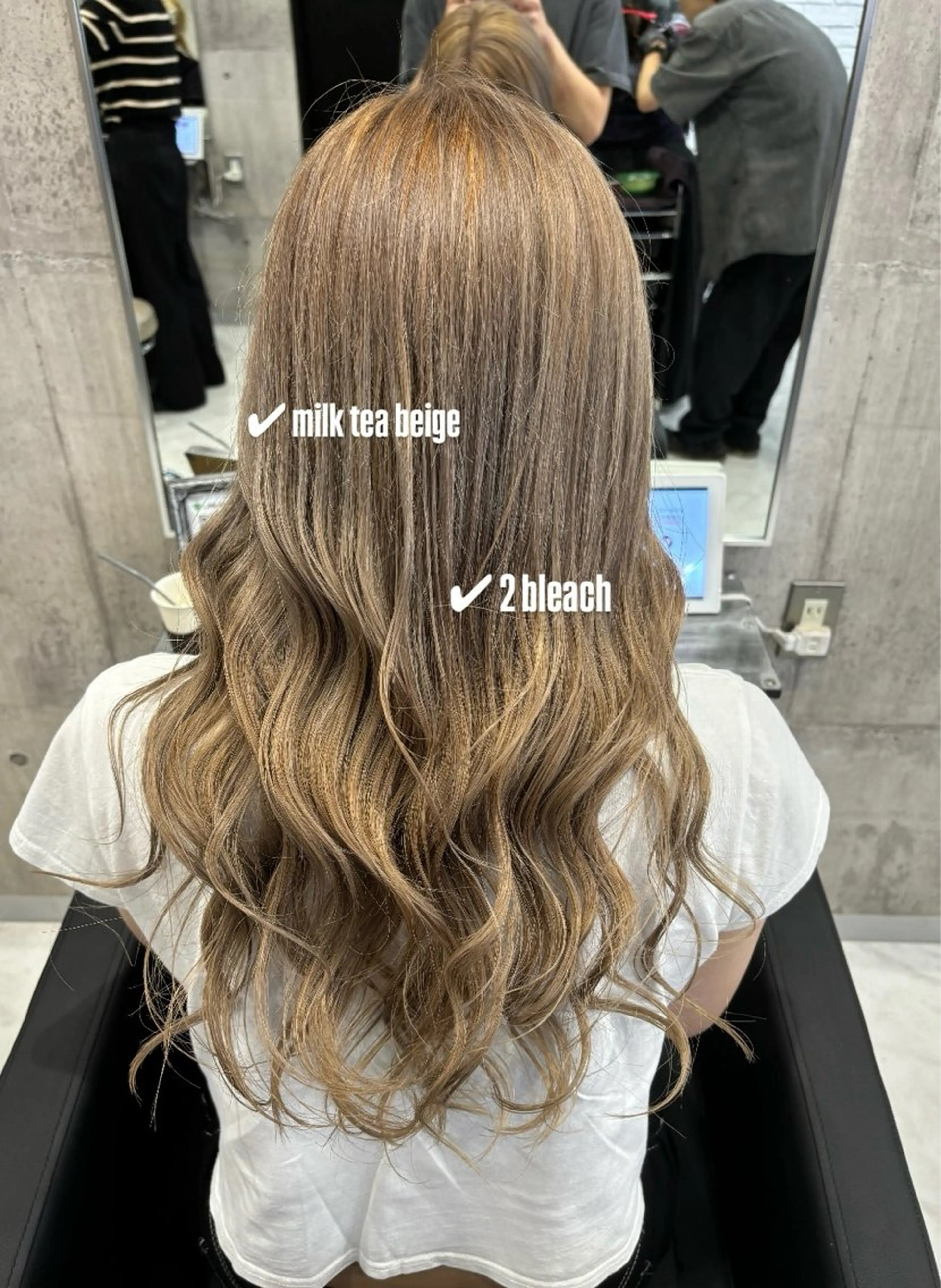 ロング ヘアカラー トリートメント ボブ／"質感再生"艶 カラー🫧sHOMaのヘアスタイル