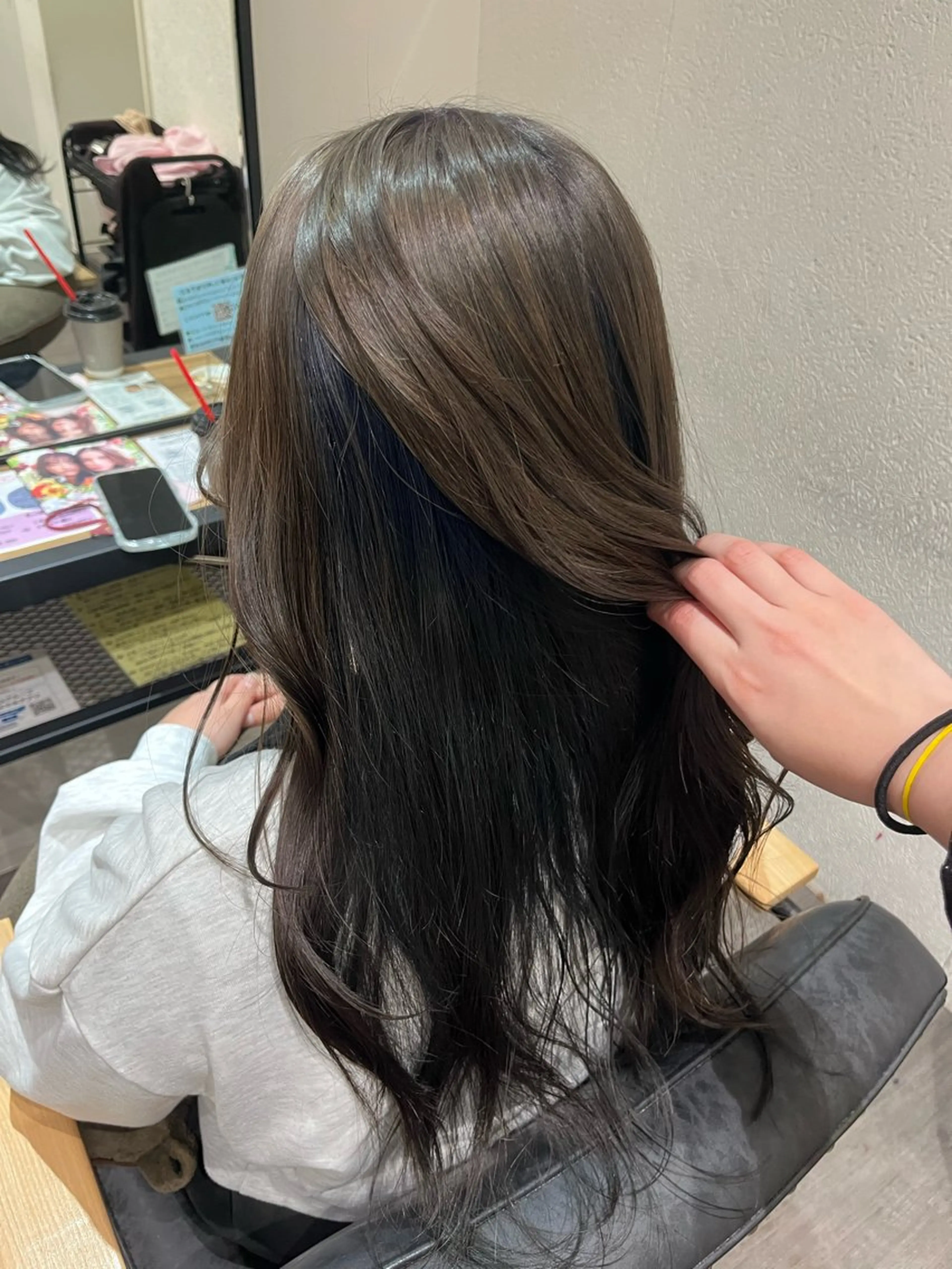 ロング カラー ヘアアレンジ ブルーカラー ヘアカラー トリートメント cocotte 💟草間紫音💟のヘアスタイル