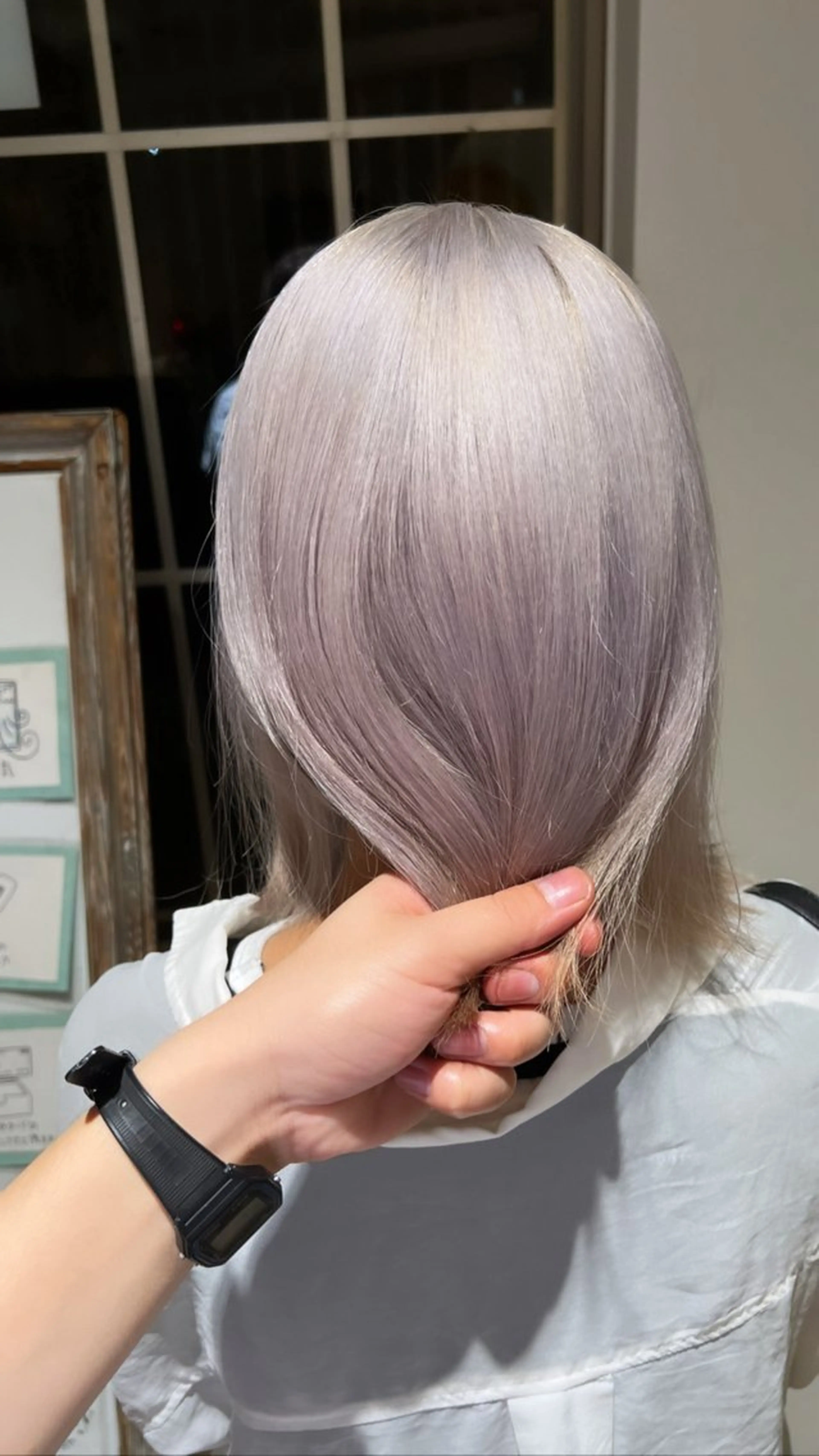 ミディアム カラー カラースペシャリスト ・齊藤 羽瑠輝のヘアスタイル