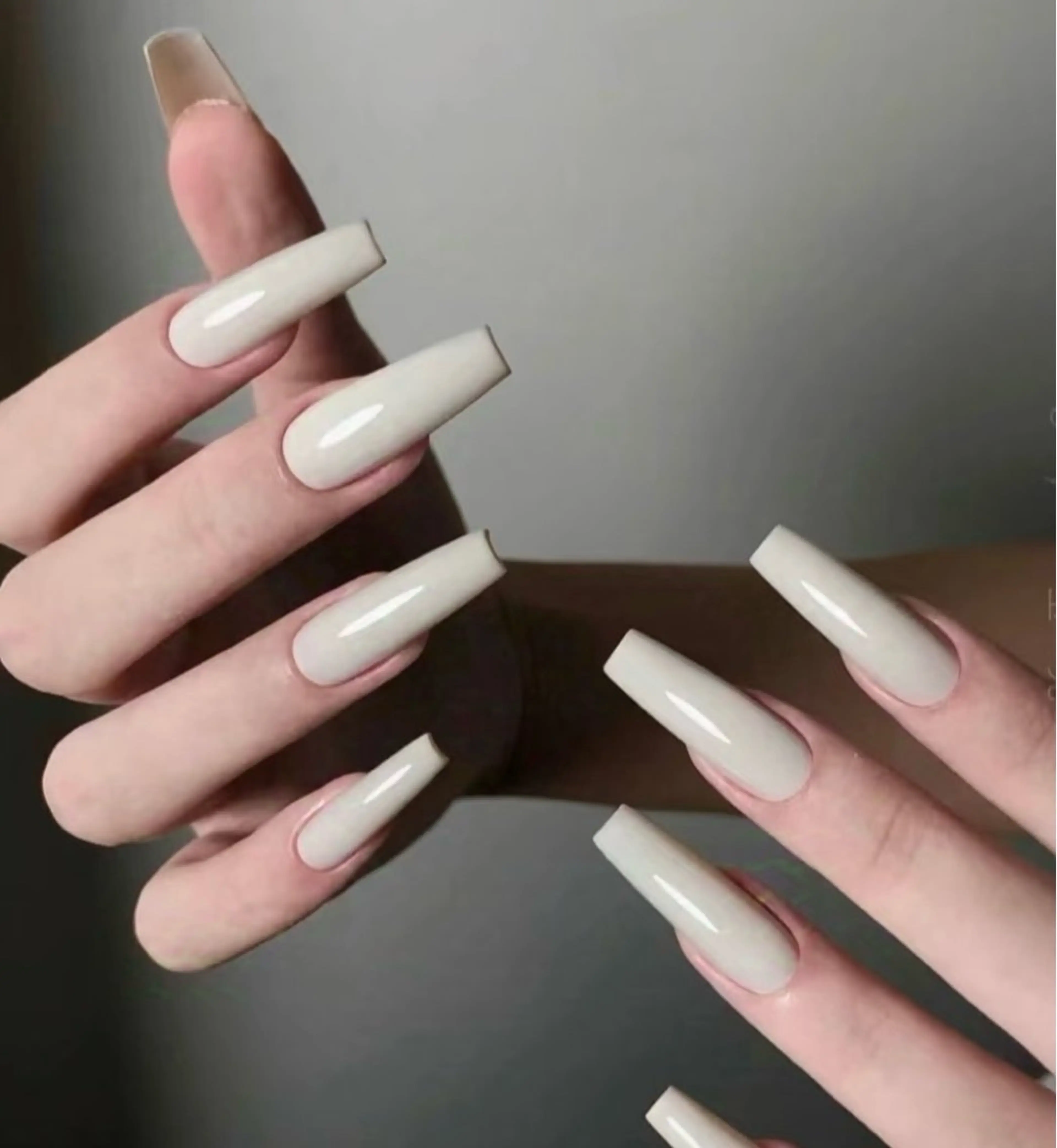 ネイル Fairyフェアリーネイルサロン所属・Nail Hibi サロンのネイルデザイン