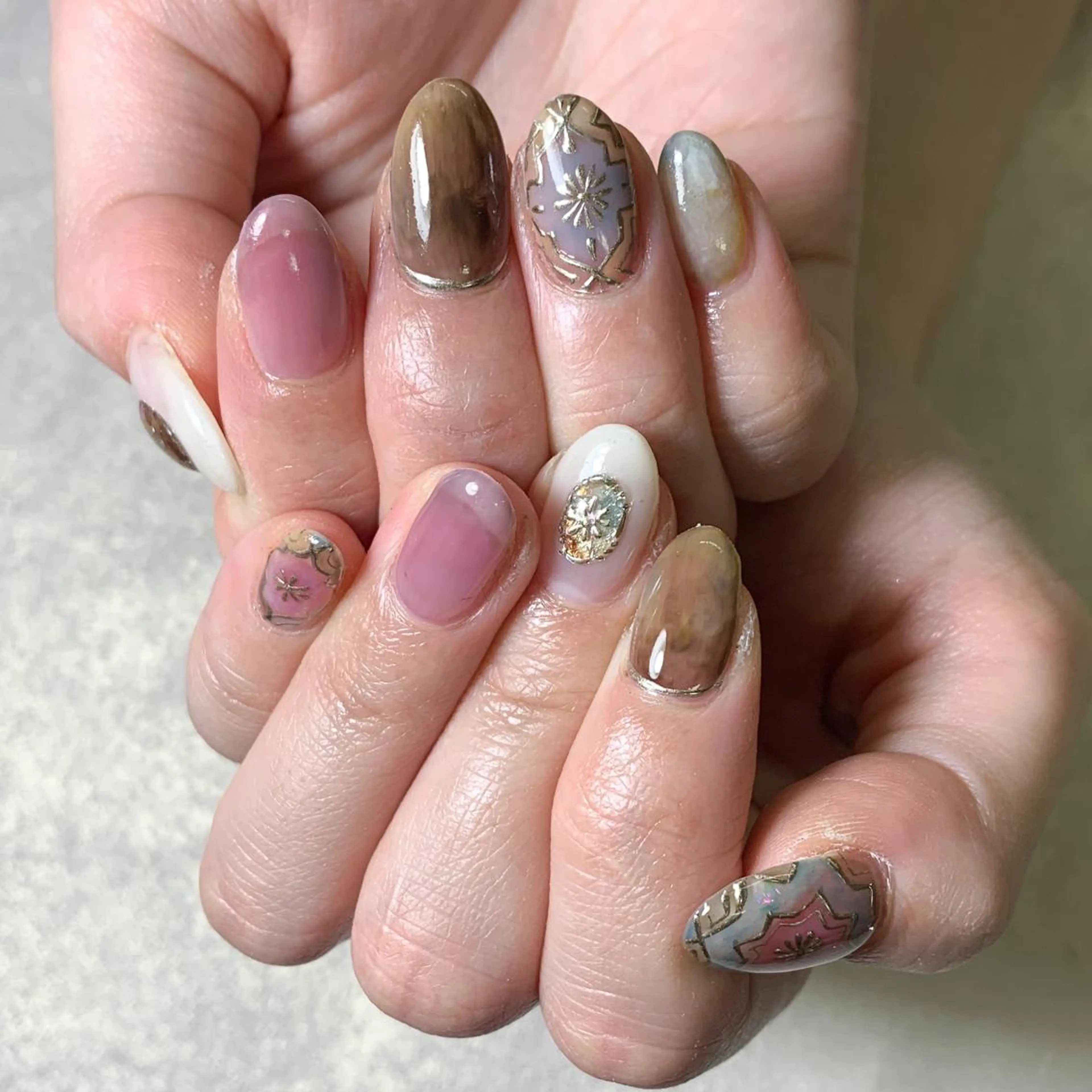 ネイル ハンドネイル atelier　FIORITURA所属・FIORITURA aiのネイルデザイン