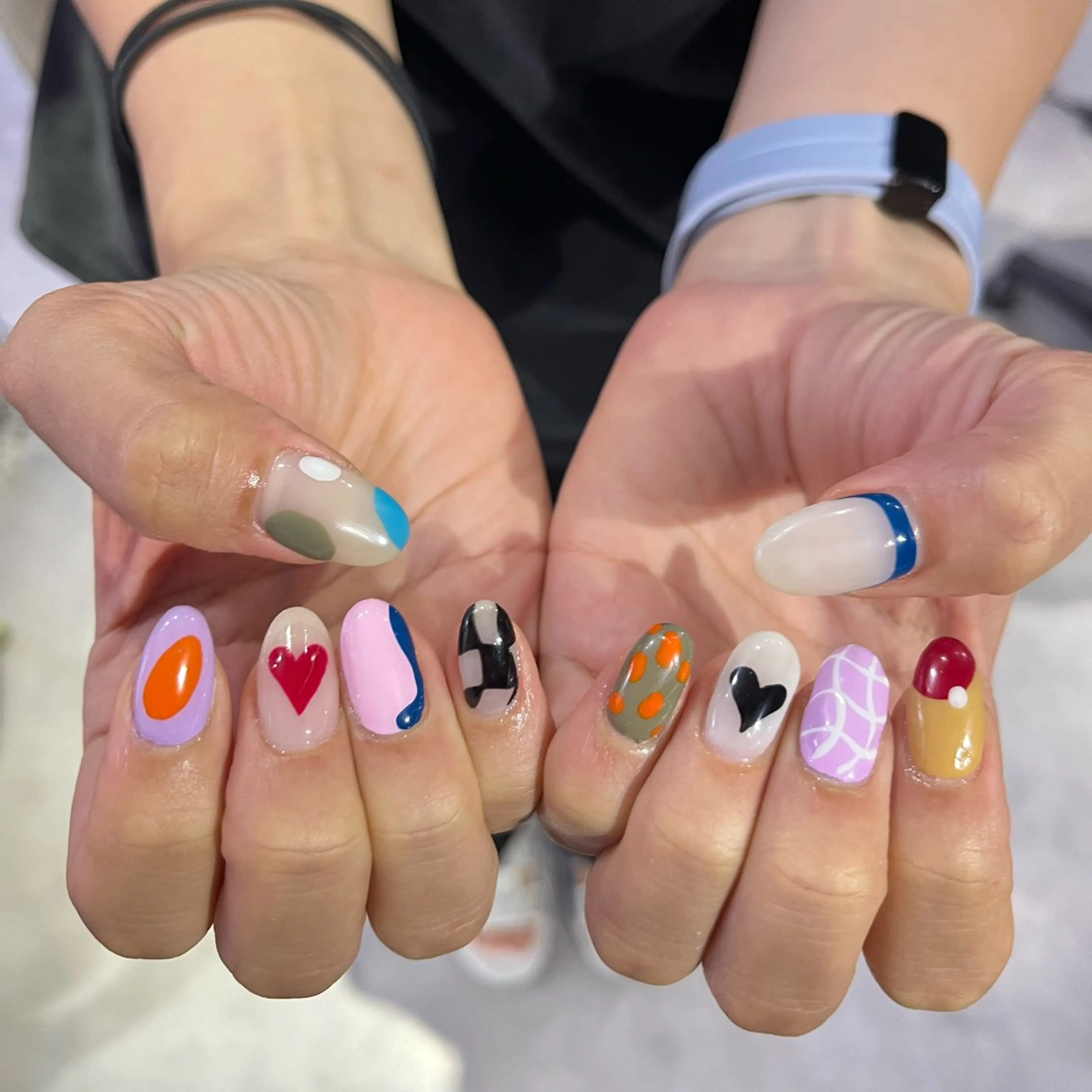 ネイル ハンドネイル フットネイル 小川 柚香のネイルデザイン