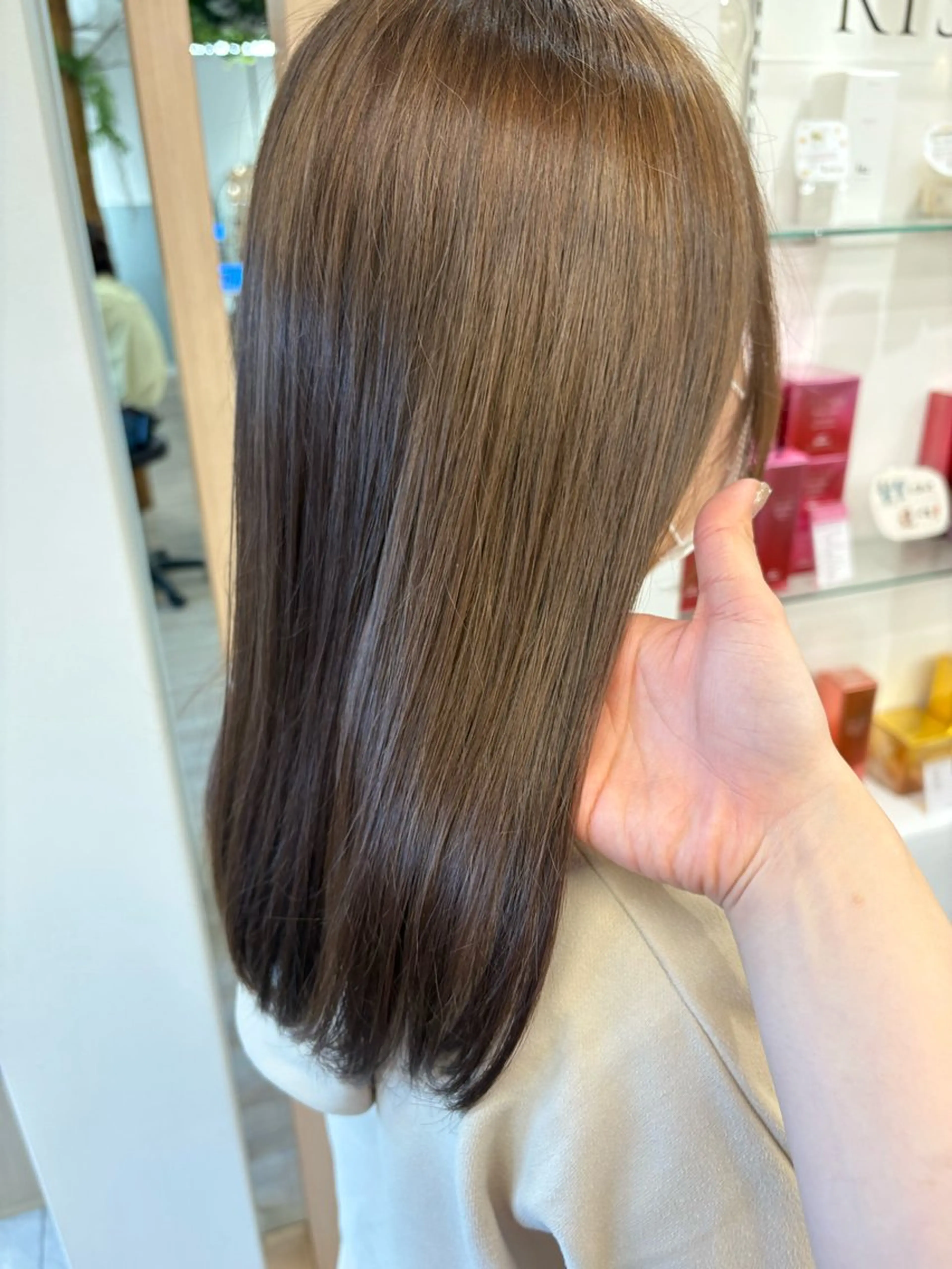 セミロング カラー カット ヘアカラー 🍒透明感カラー mutsuki🍒のヘアスタイル