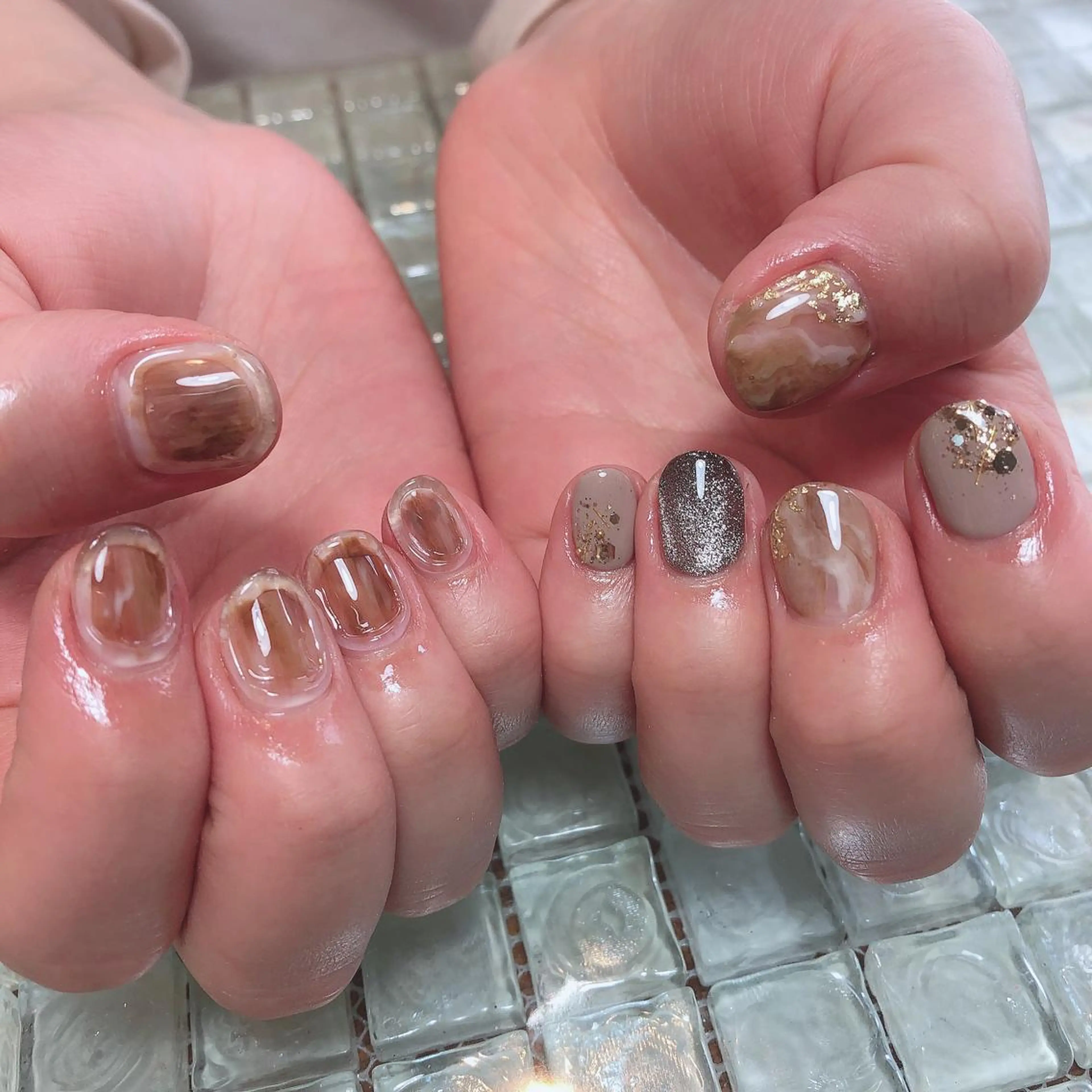 ネイル ブラウン ニュアンスネイル ハンドネイル 工藤 理恵のネイルデザイン