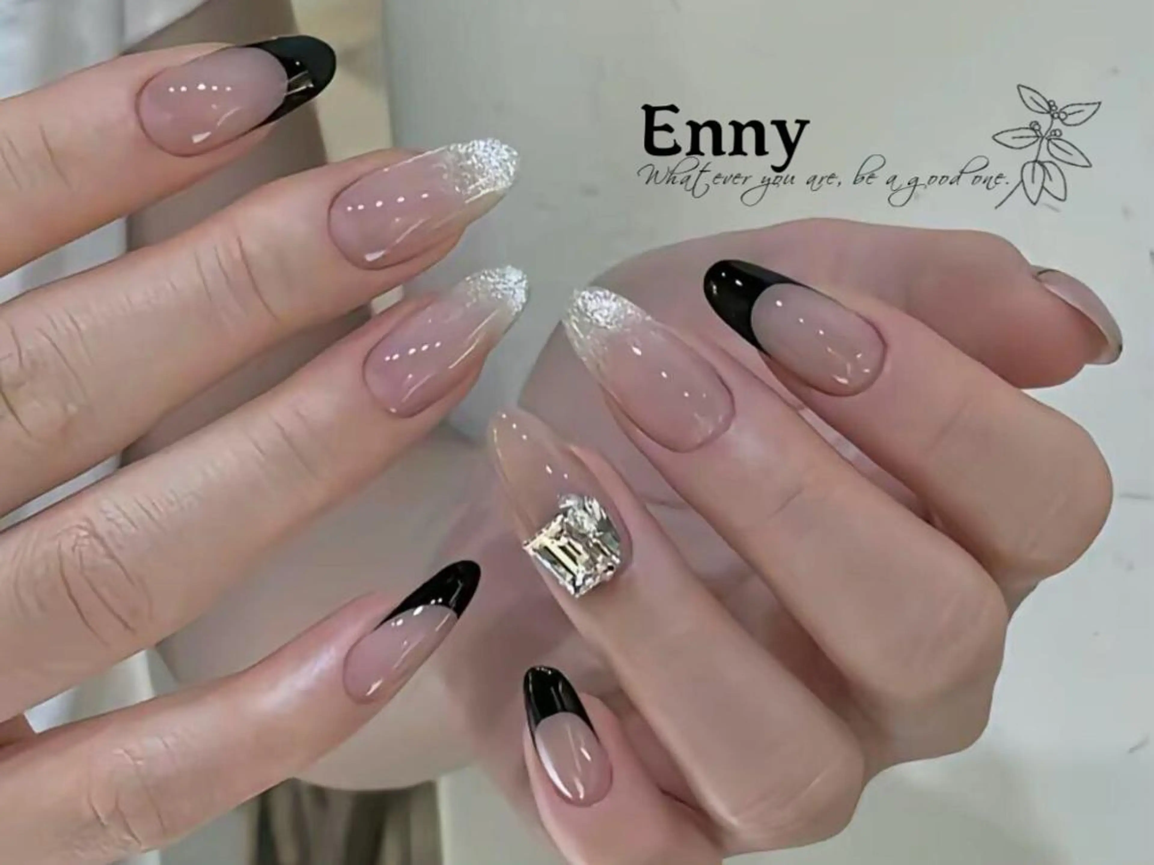 ネイル チークネイル 長さ出し フラッシュネイル フットネイル フレンチネイル Nailsalon Ennyのネイルデザイン