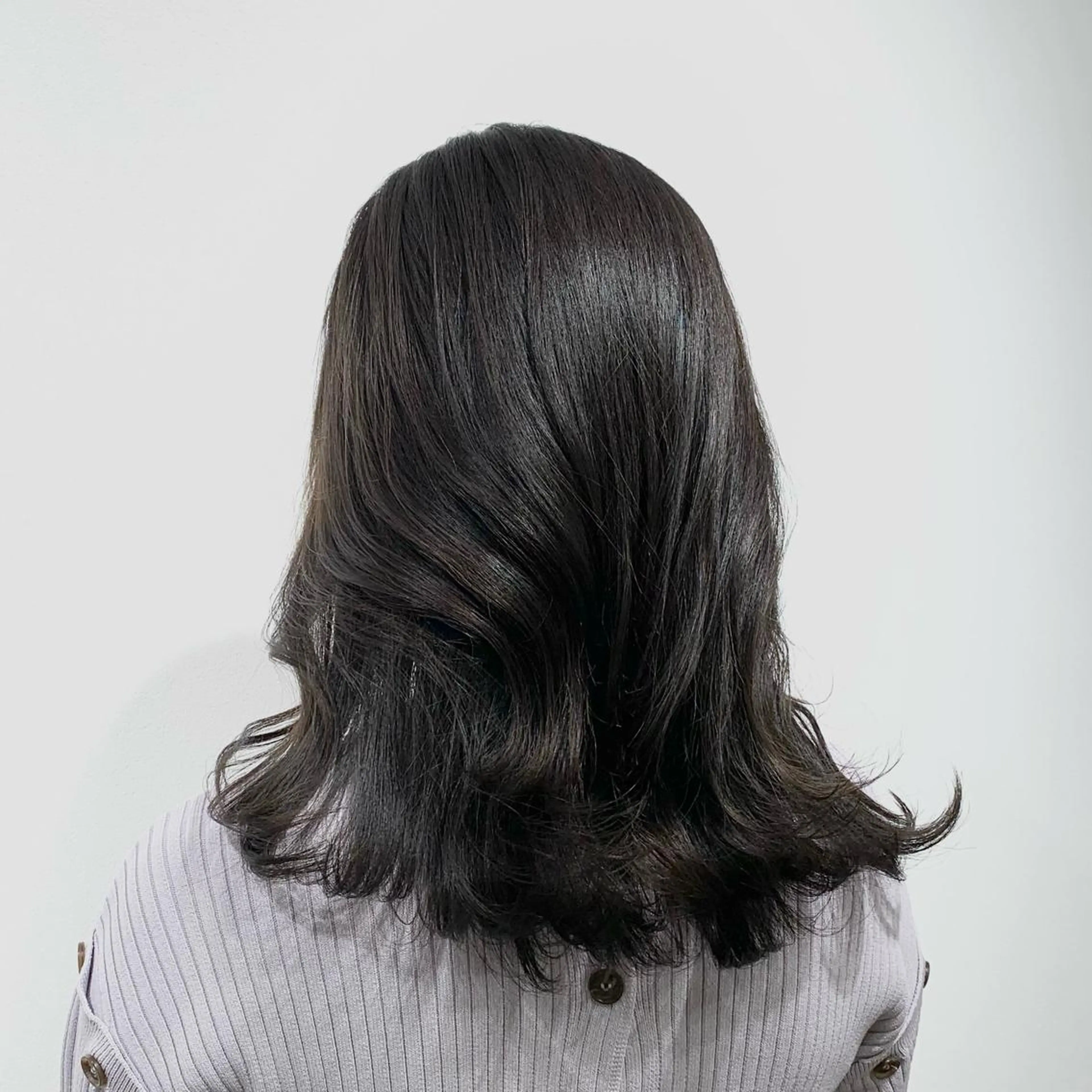 セミロング カラー ヘアアレンジ キヨミ 韓国レイヤーカットのヘアスタイル