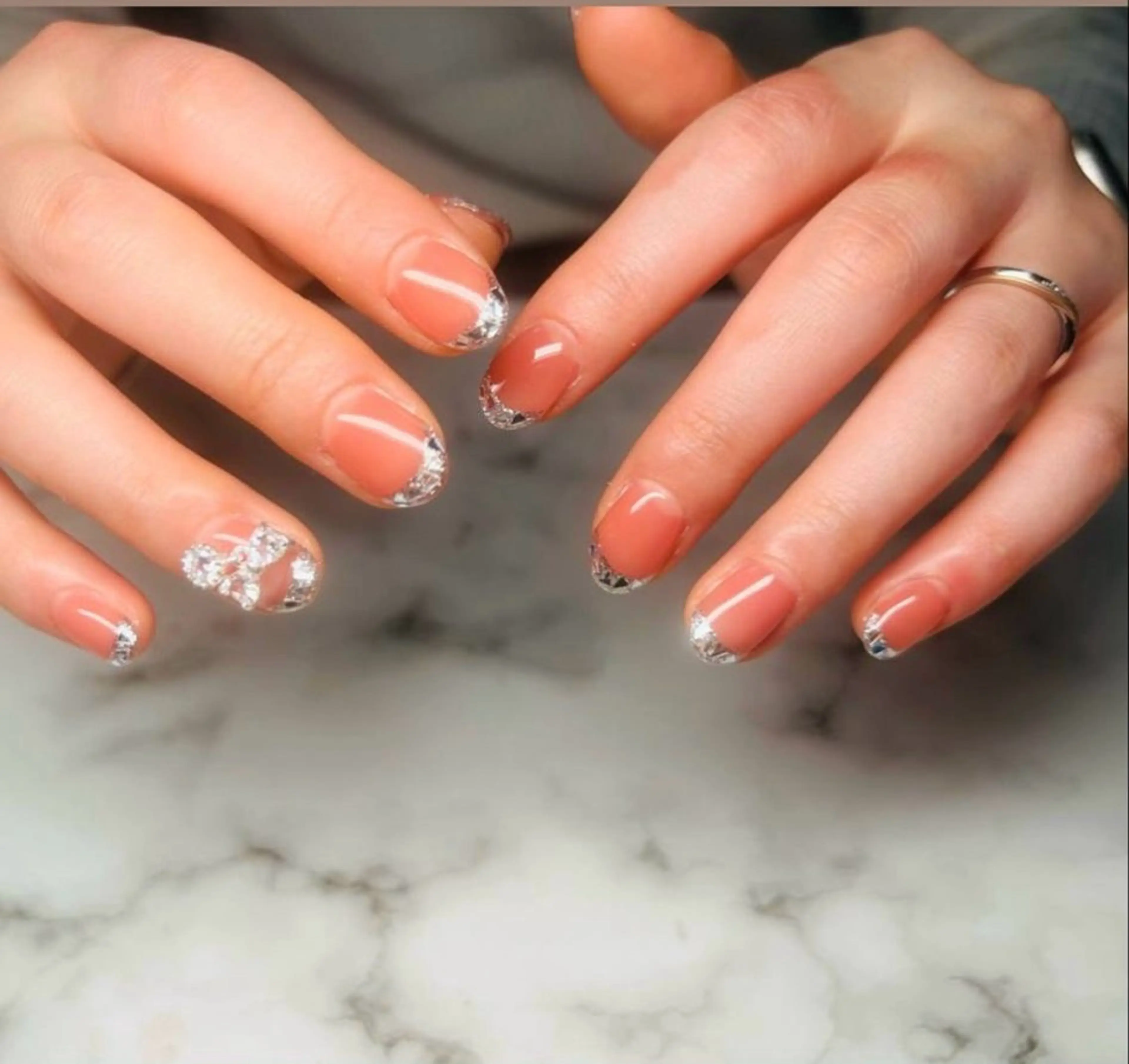 ネイル ATULA Nail 💅チップ長さだしのネイルデザイン