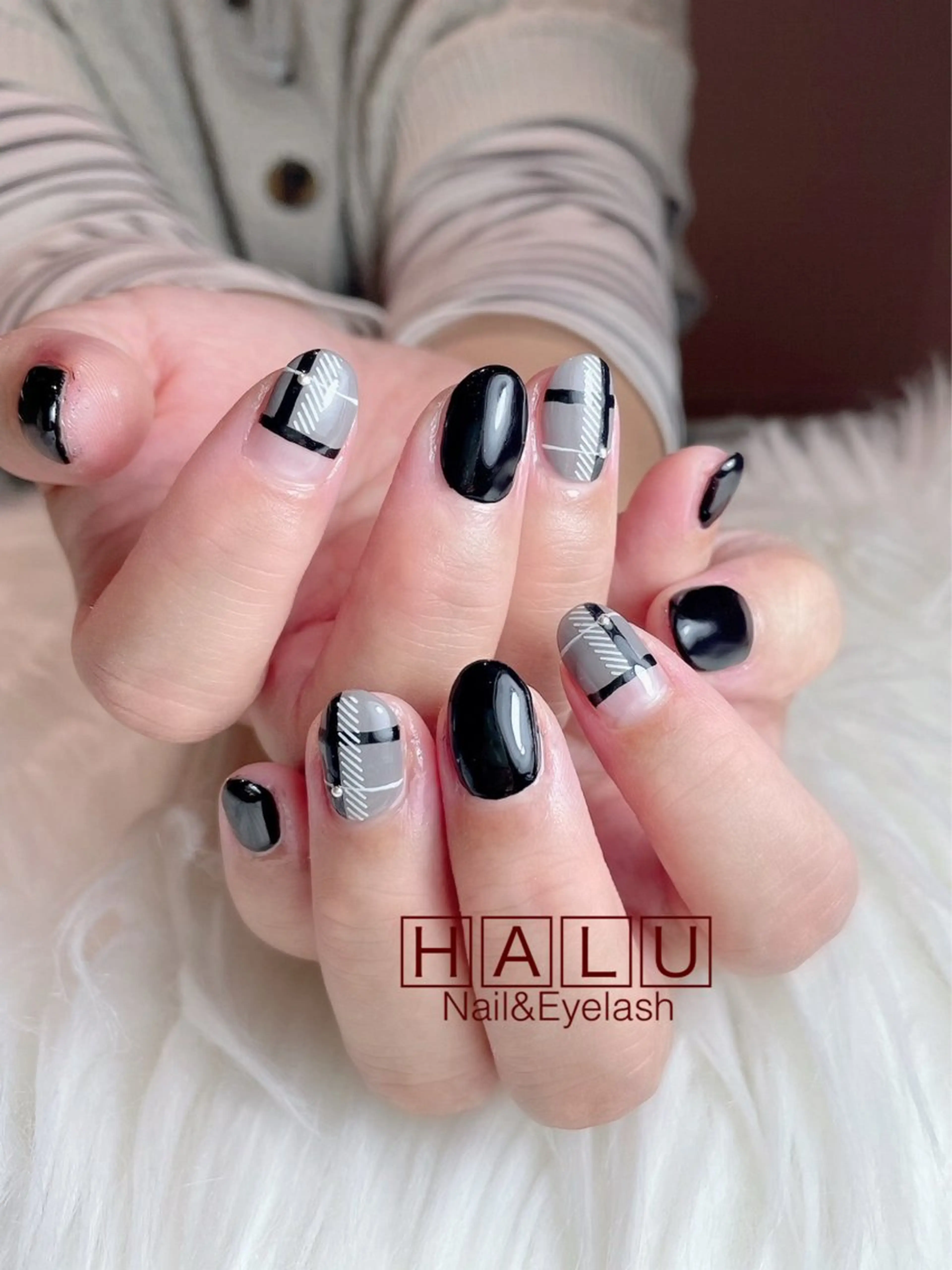 ネイル ハンドネイル フットネイル HALU ハルのネイルデザイン