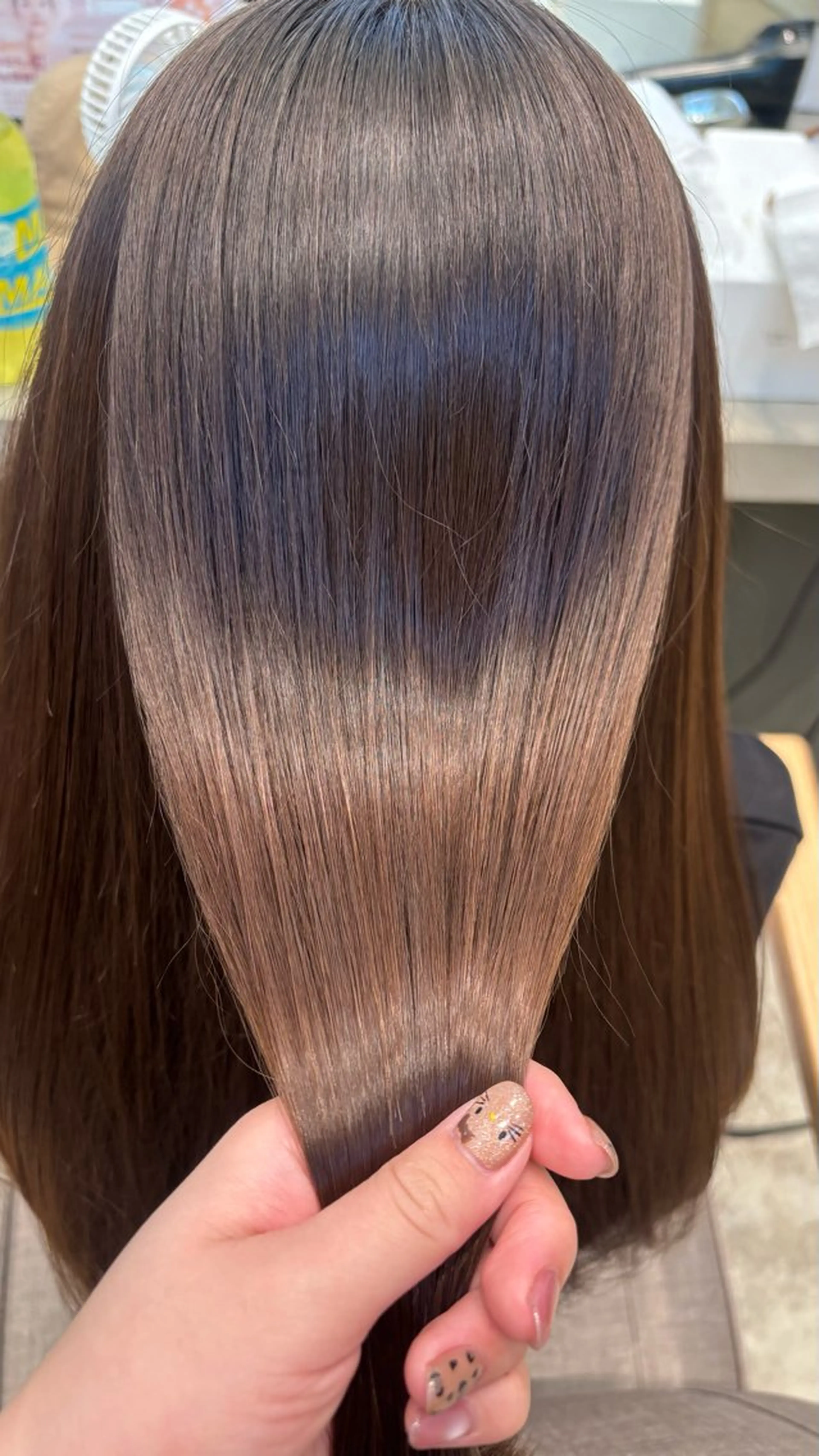 ロング 学生 縮毛矯正 TEMIL HAIR 彩香のヘアスタイル