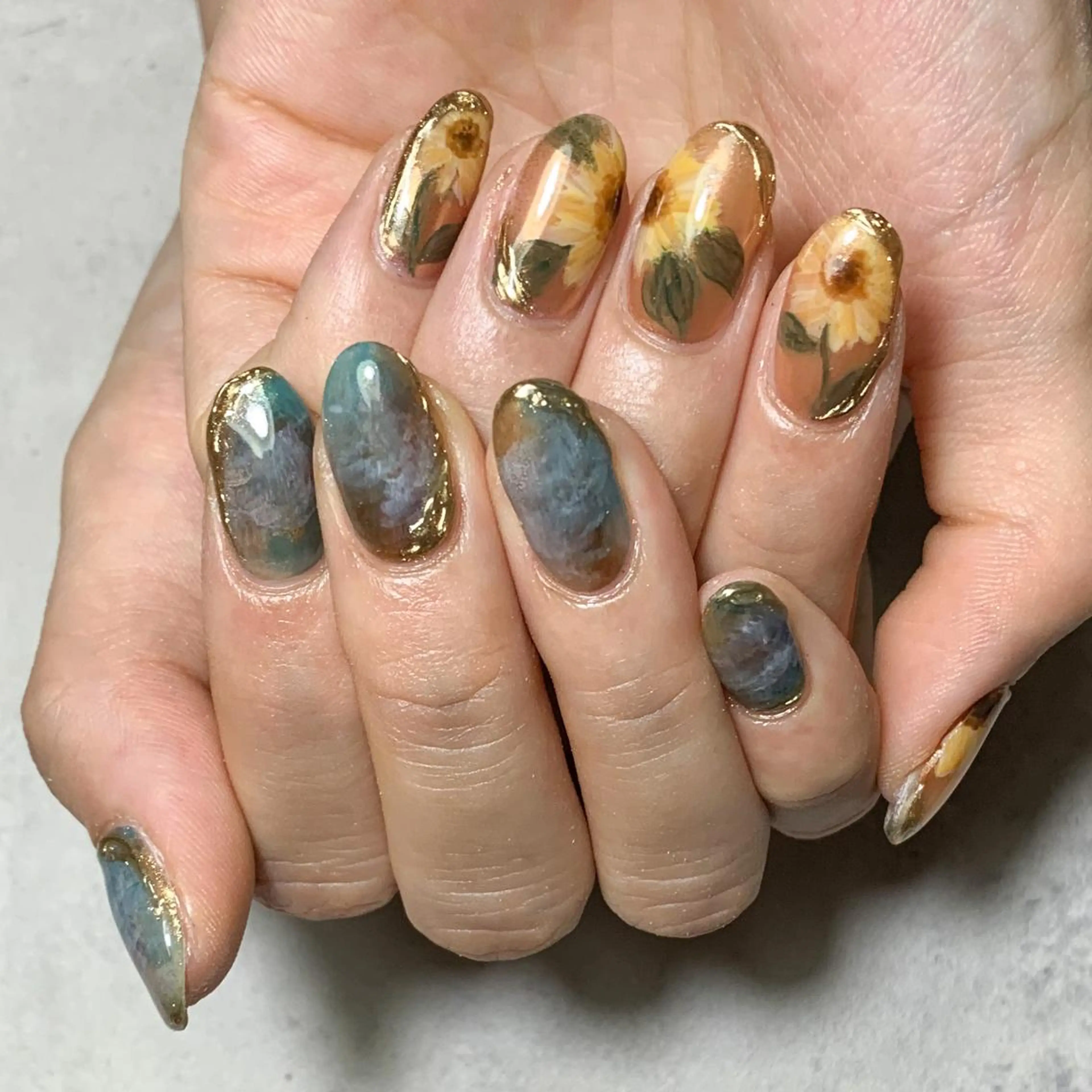 ネイル ハンドネイル atelier FIORITURA所属・FIORITURA aiのネイルデザイン