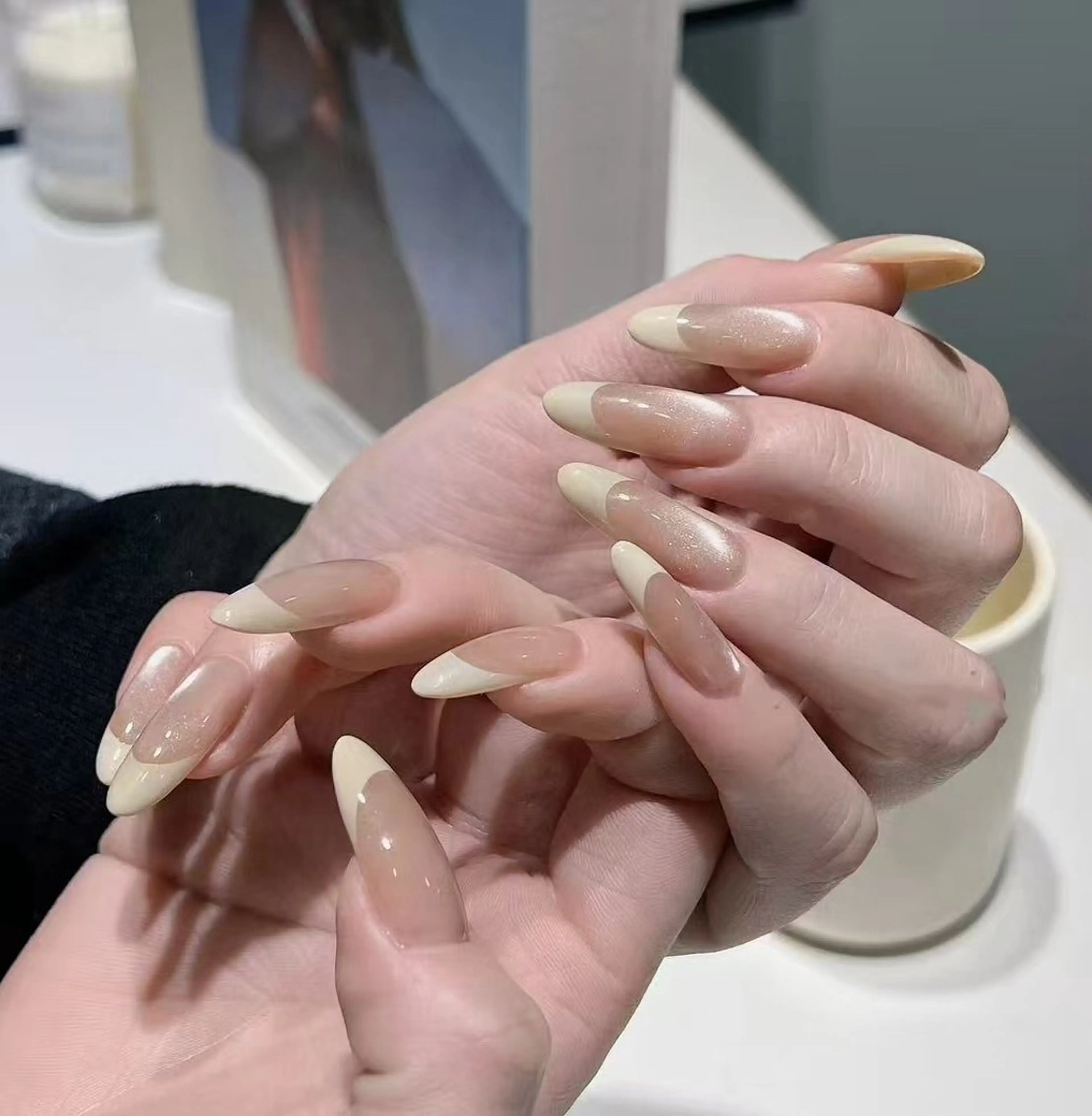 ネイル オーロラネイル フラワーネイル フットネイル フレンチネイル ジェルネイル ハンドネイル BabyYouMi nailのネイルデザイン