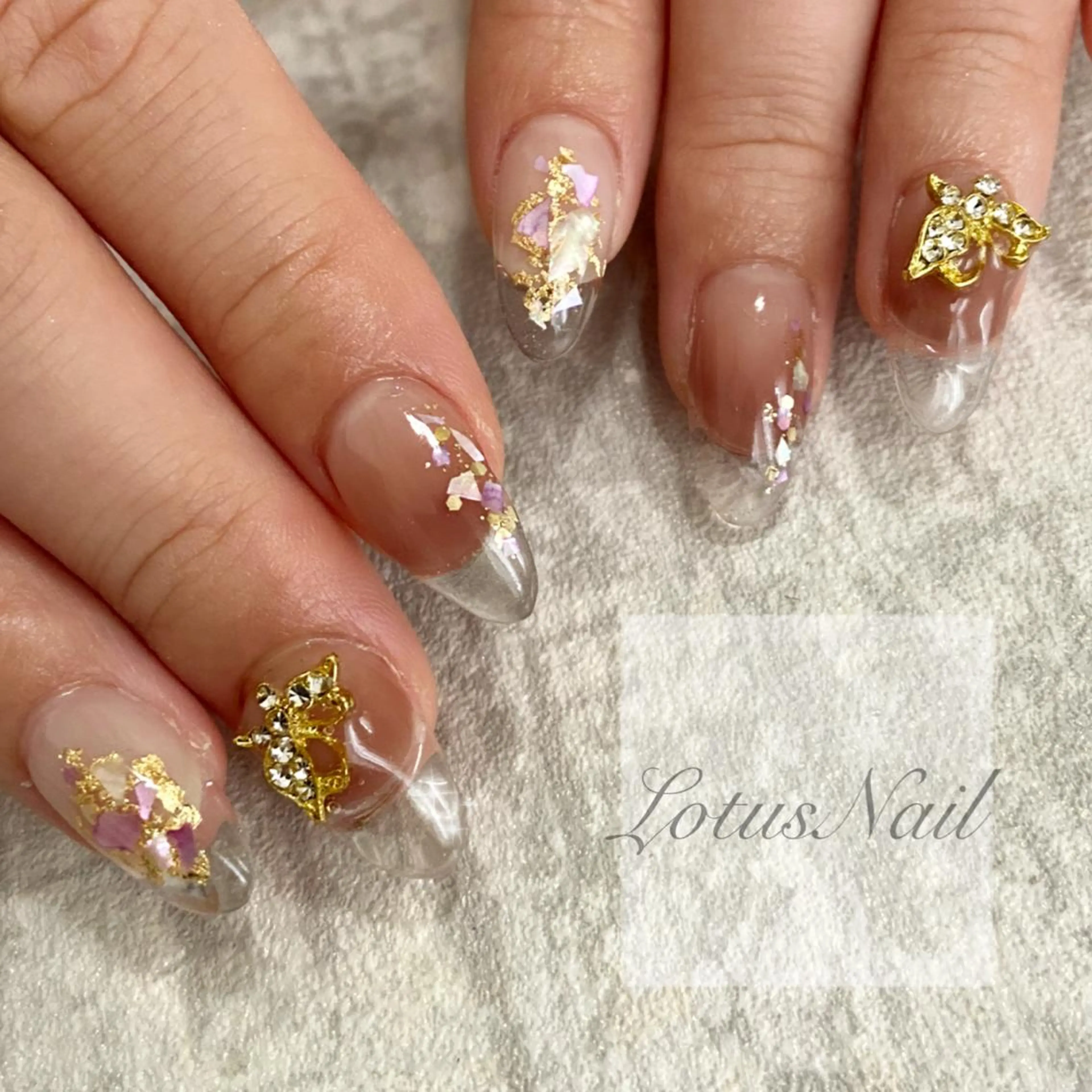 ネイル クリアネイル フレンチネイル 夏ネイル Lotus Nailのネイルデザイン