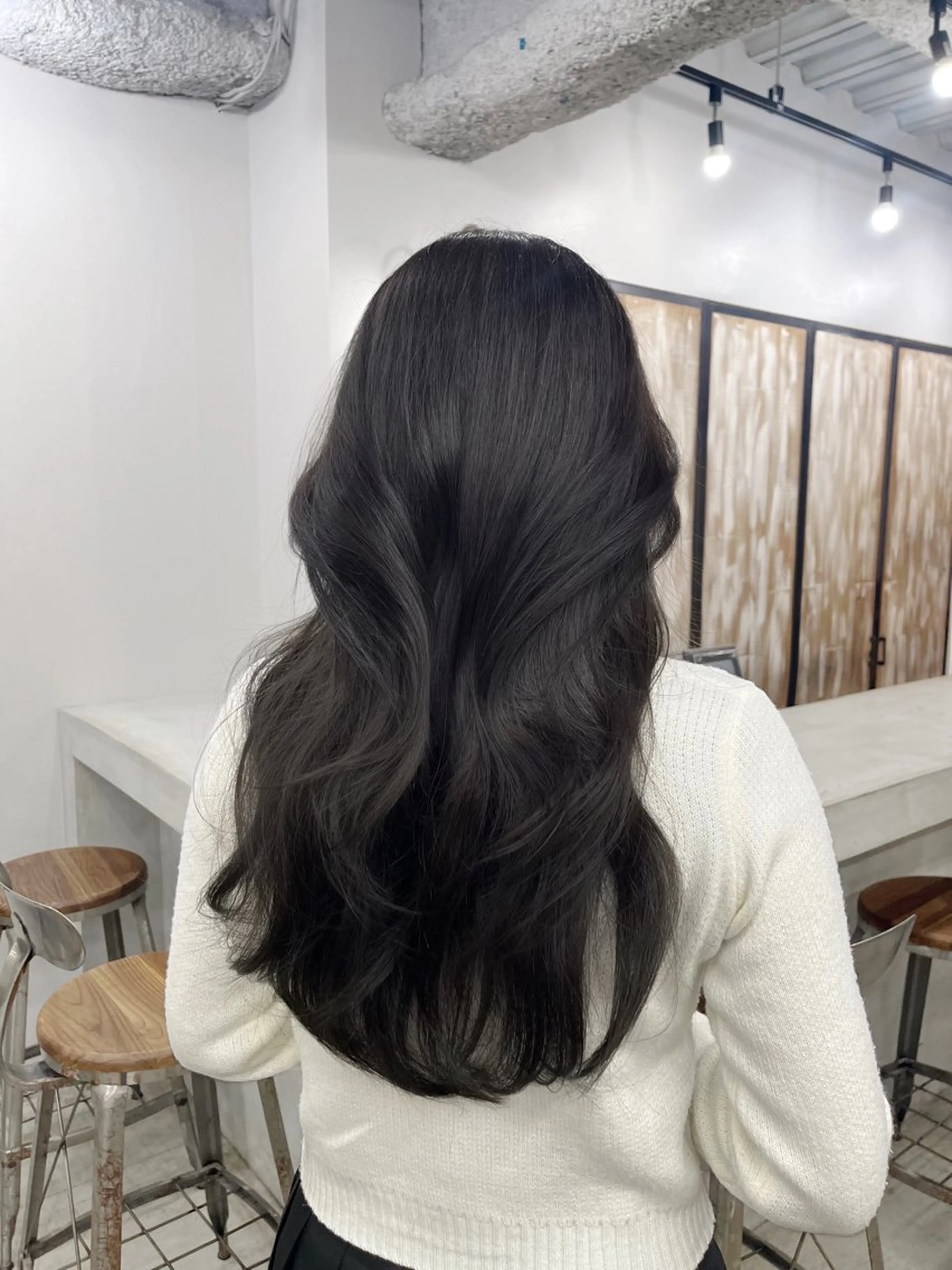 ロング カラー 黒髪 ブルーカラー ブルーブラック 透明感カラー グレージュ カット ヘアカラー トリートメント ヘアセット 韓国ヘア🫧 KAZUTOのヘアスタイル