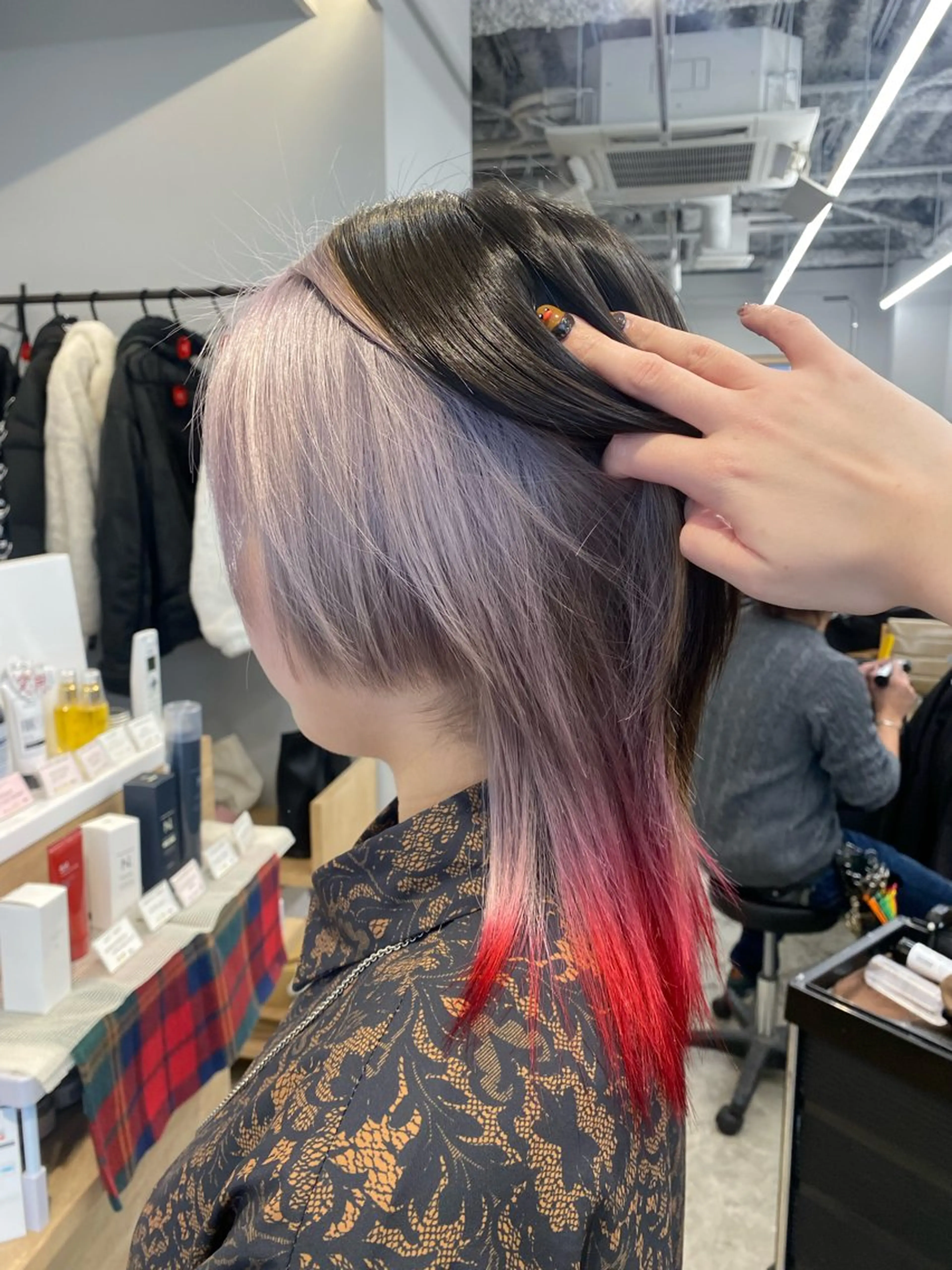 セミロング カラー 🐾Libero🐾 柏　KONOMIのヘアスタイル