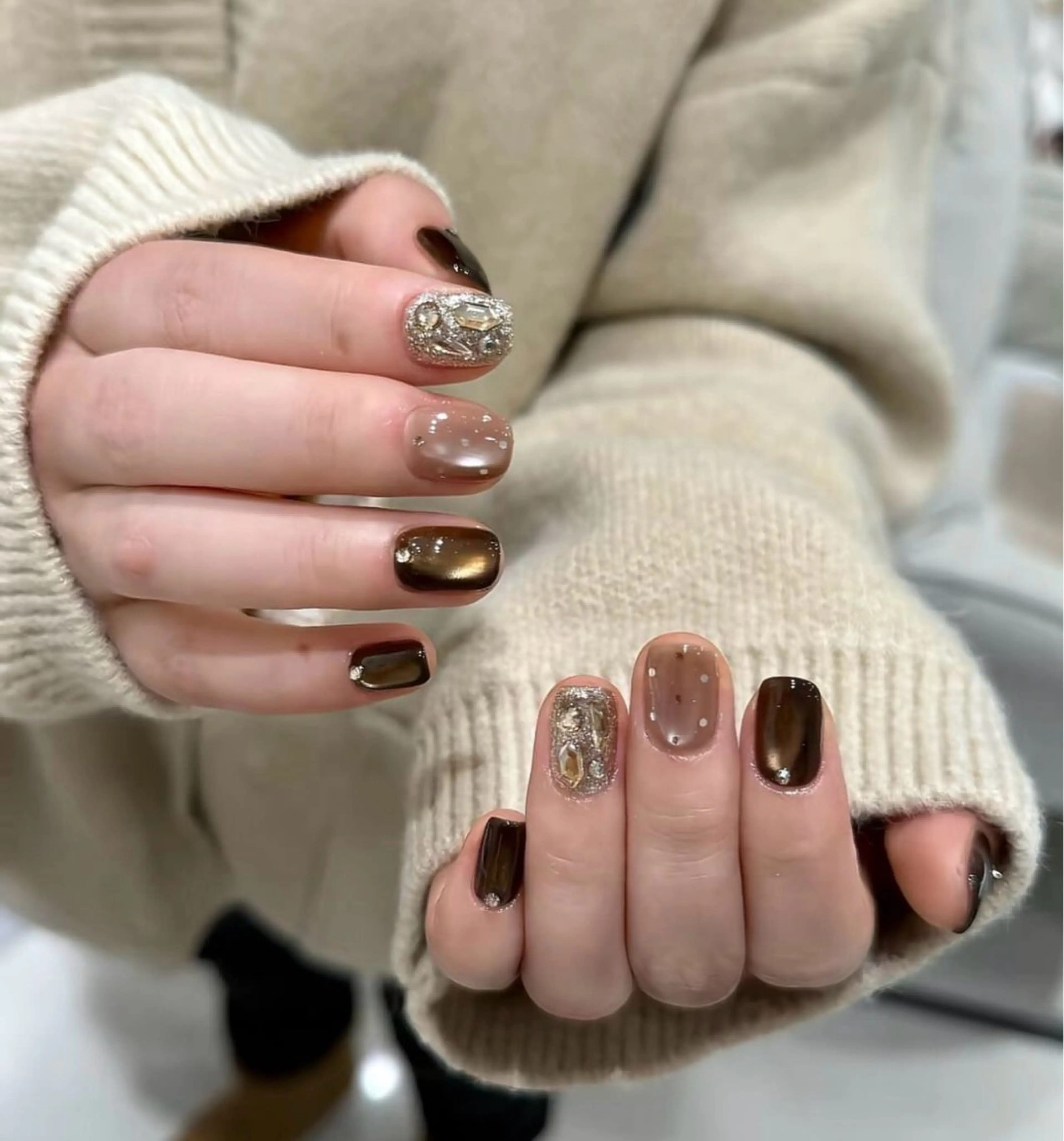 ネイル アートネイル オーロラネイル フレンチネイル ジェルネイル グラデーション ハンドネイル Ryunail所属・Ryu Nail NekoChanのネイルデザイン