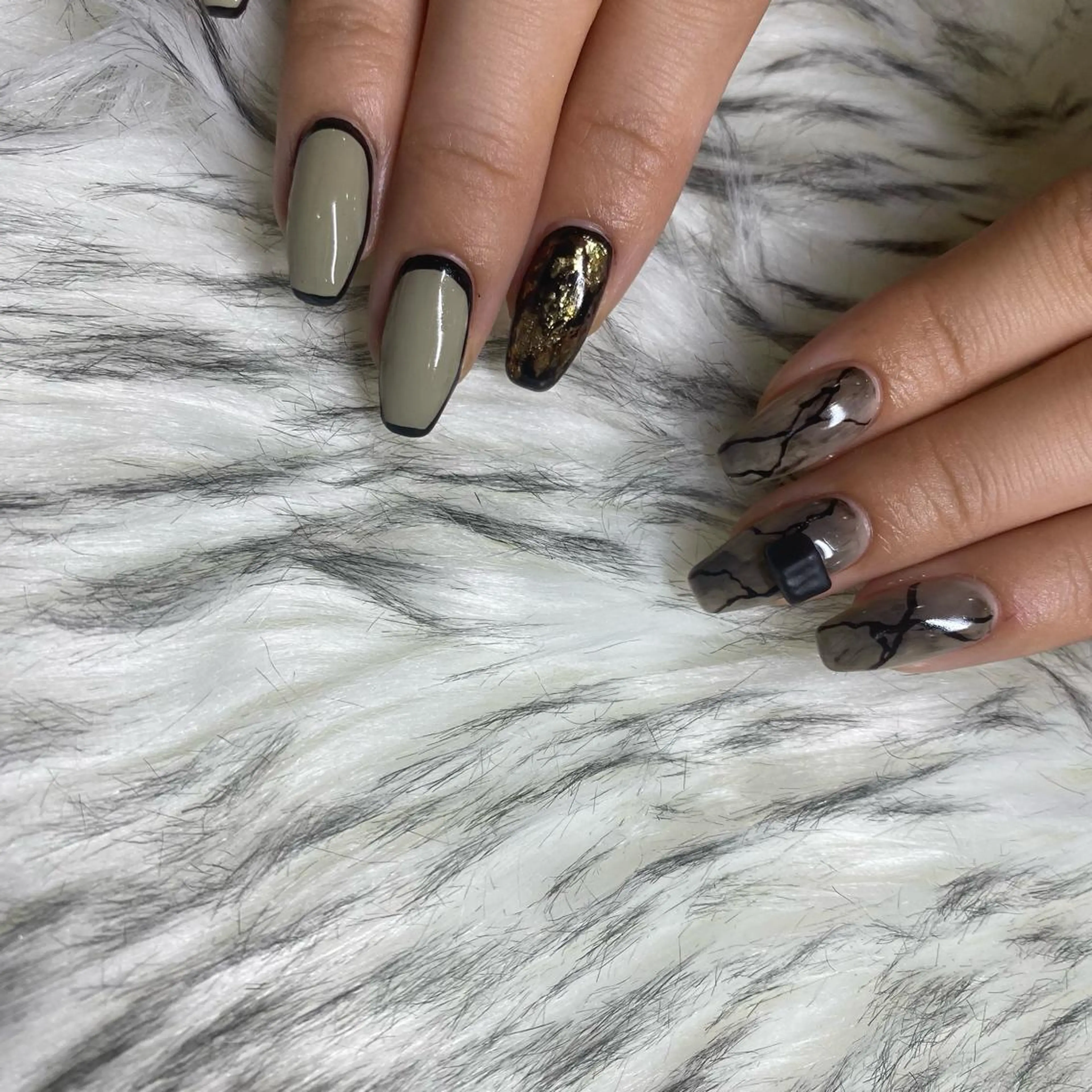 ネイル ハンドネイル la vie  Luire所属・la vie Luire ｱｽｶのネイルデザイン