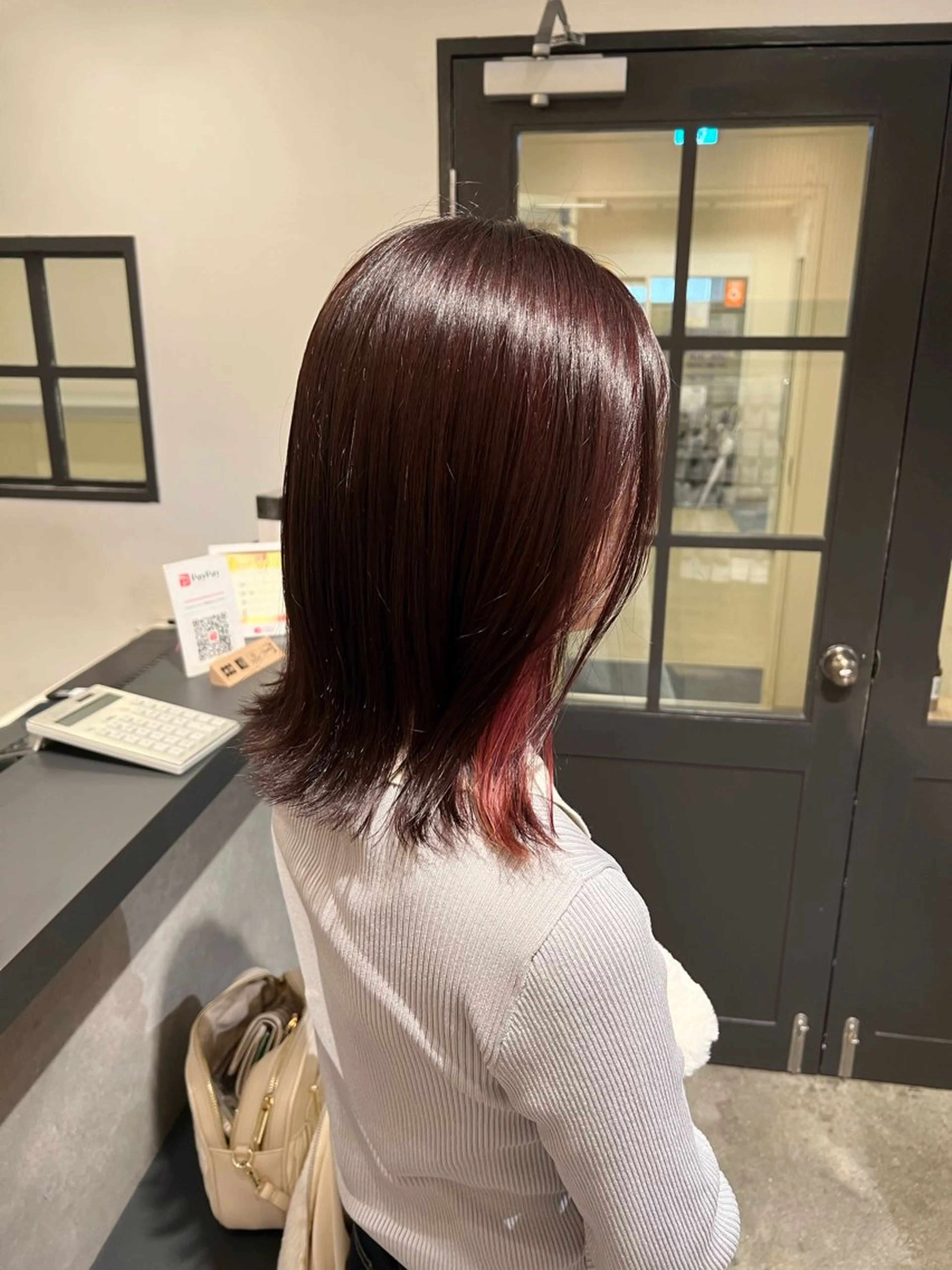 カラー イヤリングカラー ピンクカラー ヘアカラー 朝海 明華のヘアスタイル