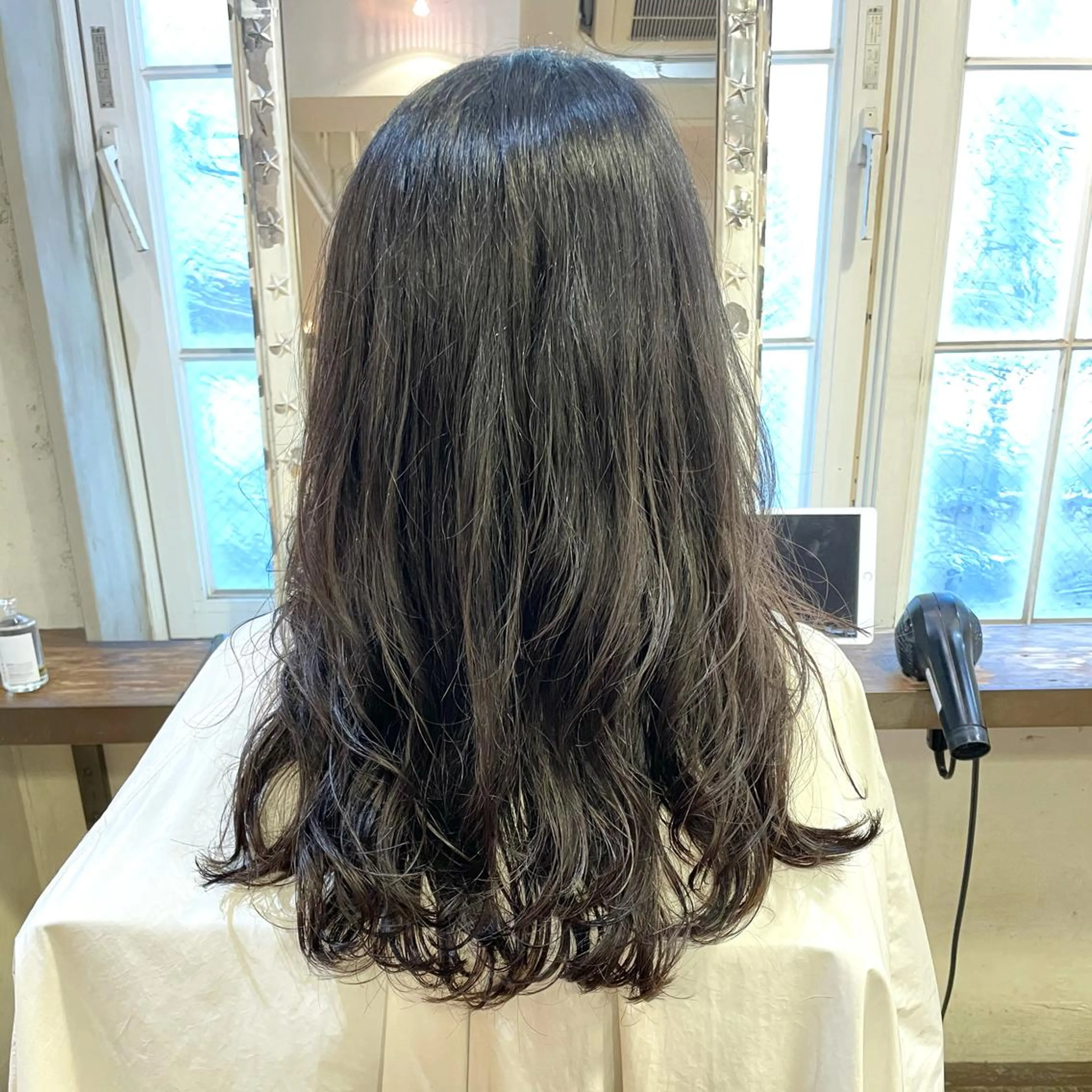 セミロング パーマ セミロングパーマ ボブ くせ毛 ハイライト ウルフカット 銀座No.1髪質改善 縮毛矯正/本木のヘアスタイル