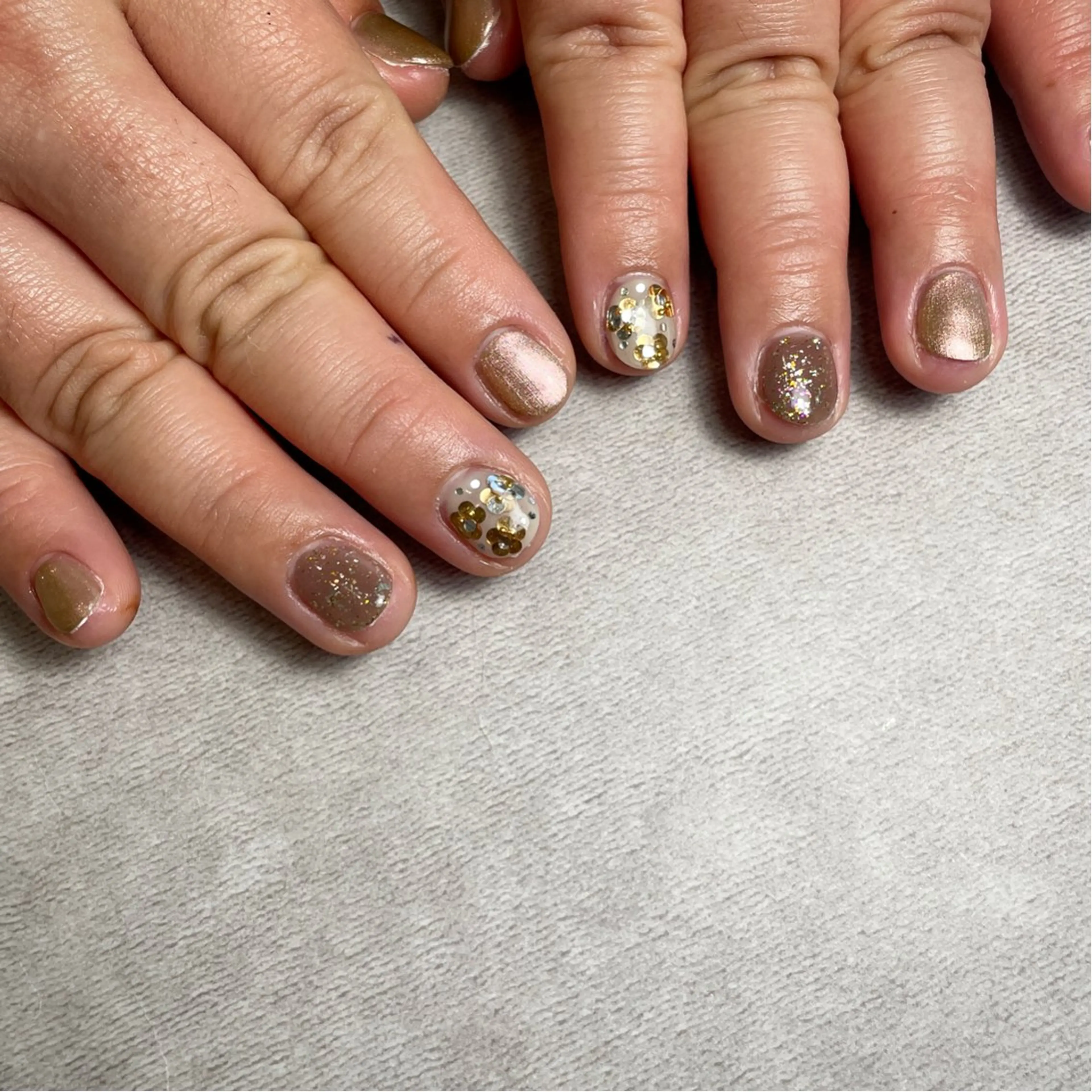 ネイル フラワーネイル ラメ(グリッター) ハンドネイル K Harukaのネイルデザイン