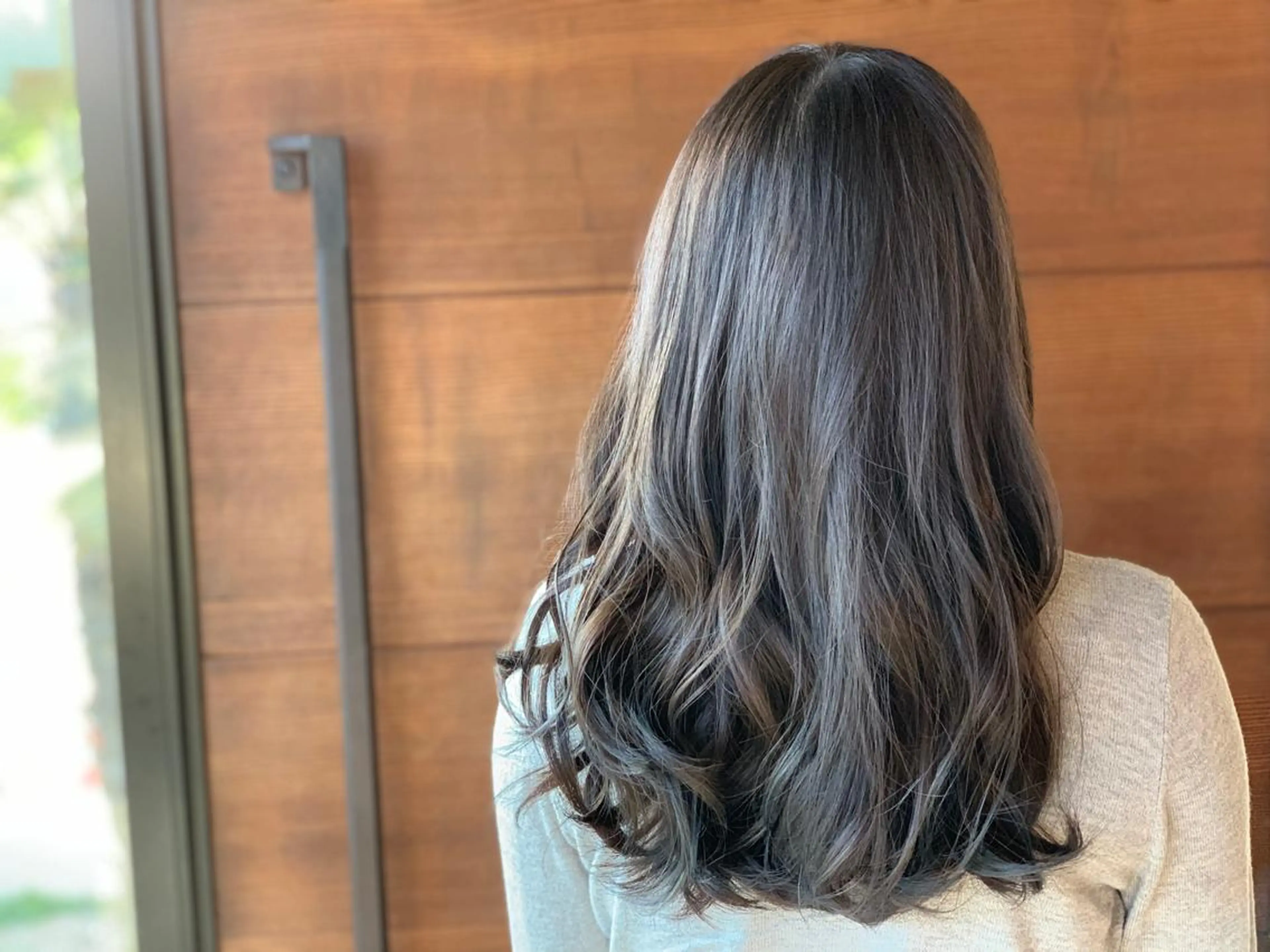 セミロング カラー ヘアカラー トリートメント IORI #韓国ヘア#髪質改善のヘアスタイル