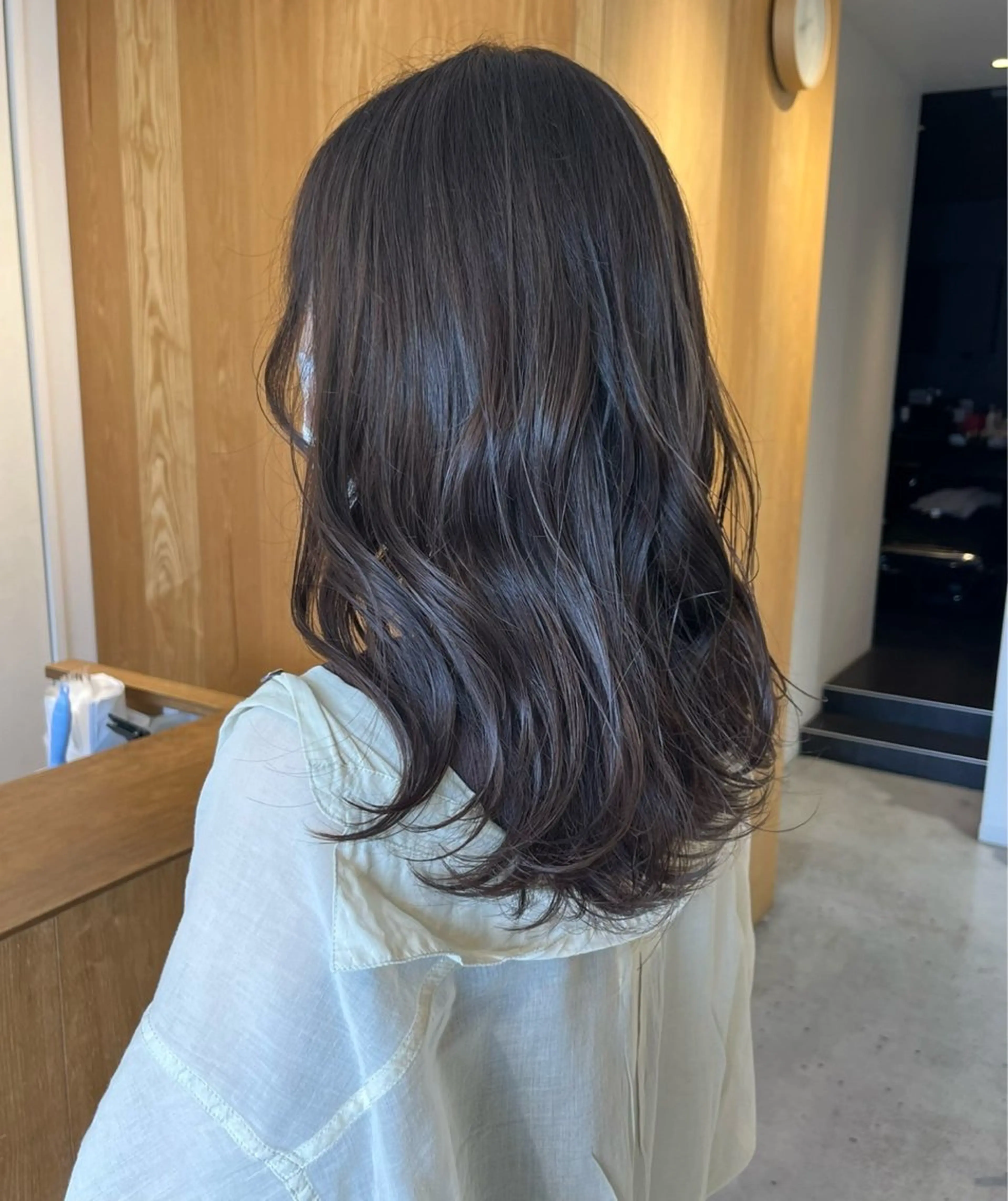 セミロング 林 実果のヘアスタイル