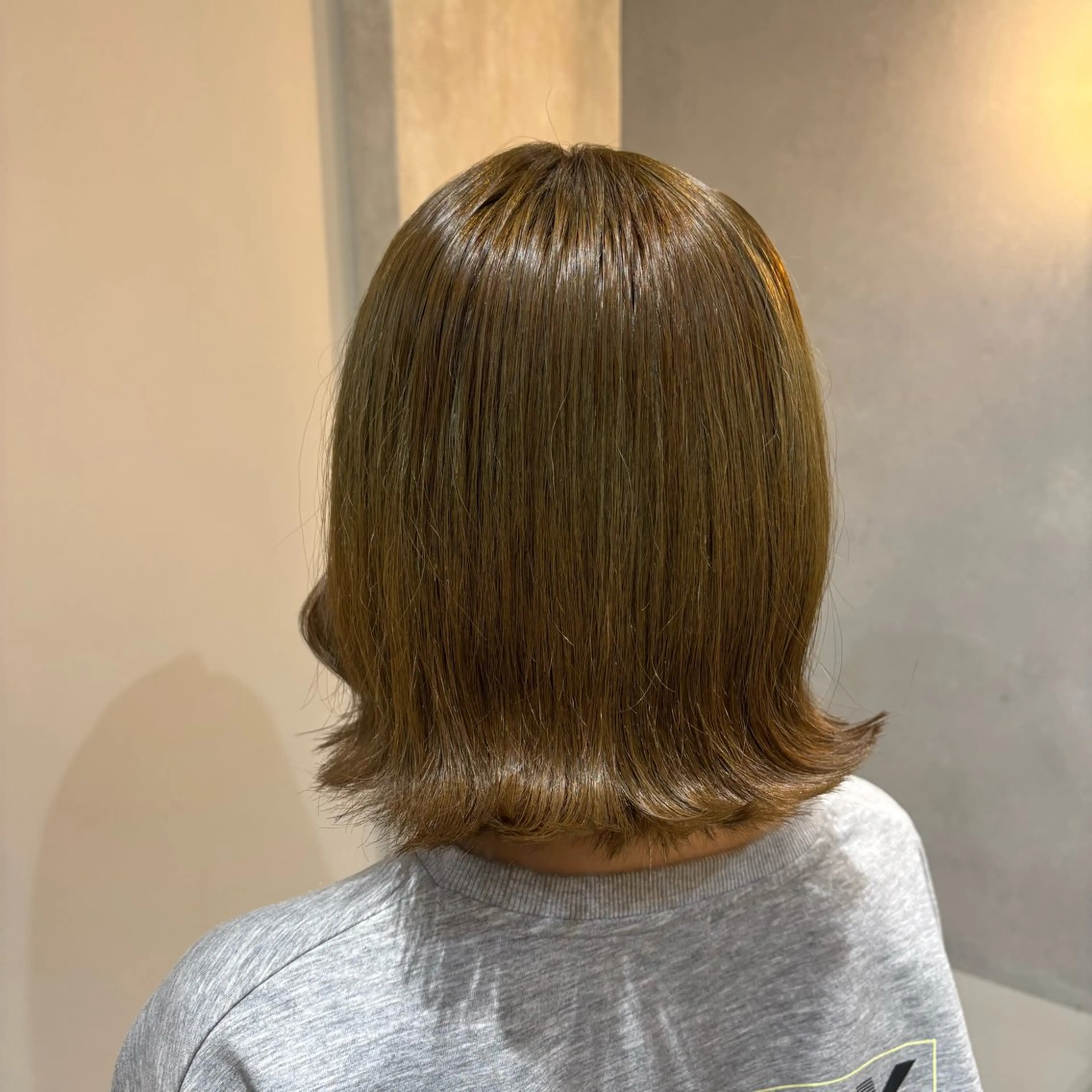 カラー ベージュカラー 透明感カラー オリーブベージュ ヘアカラー トリートメント 柴藤 れもんのヘアスタイル