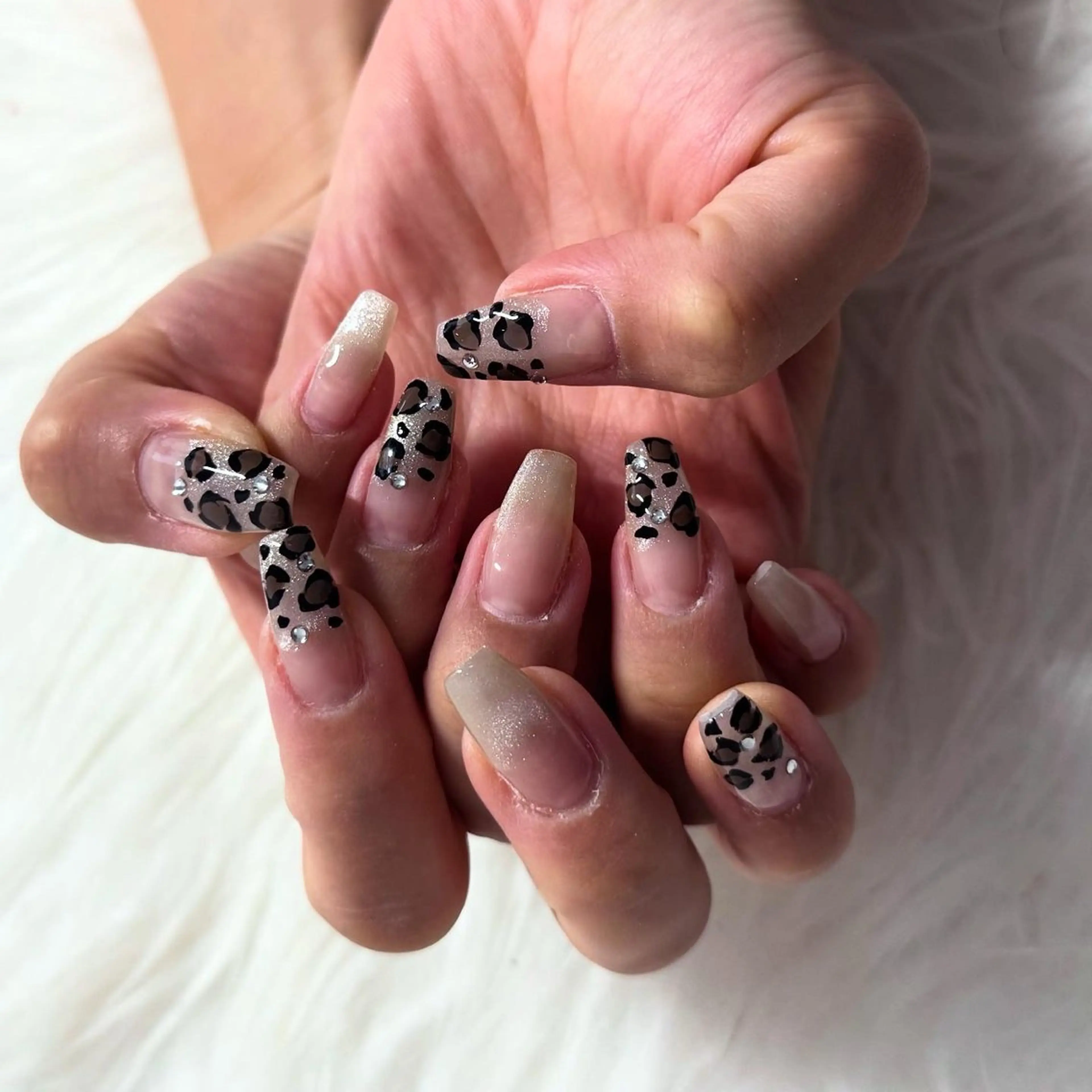 セミロング ハンドネイル mao .のネイルデザイン