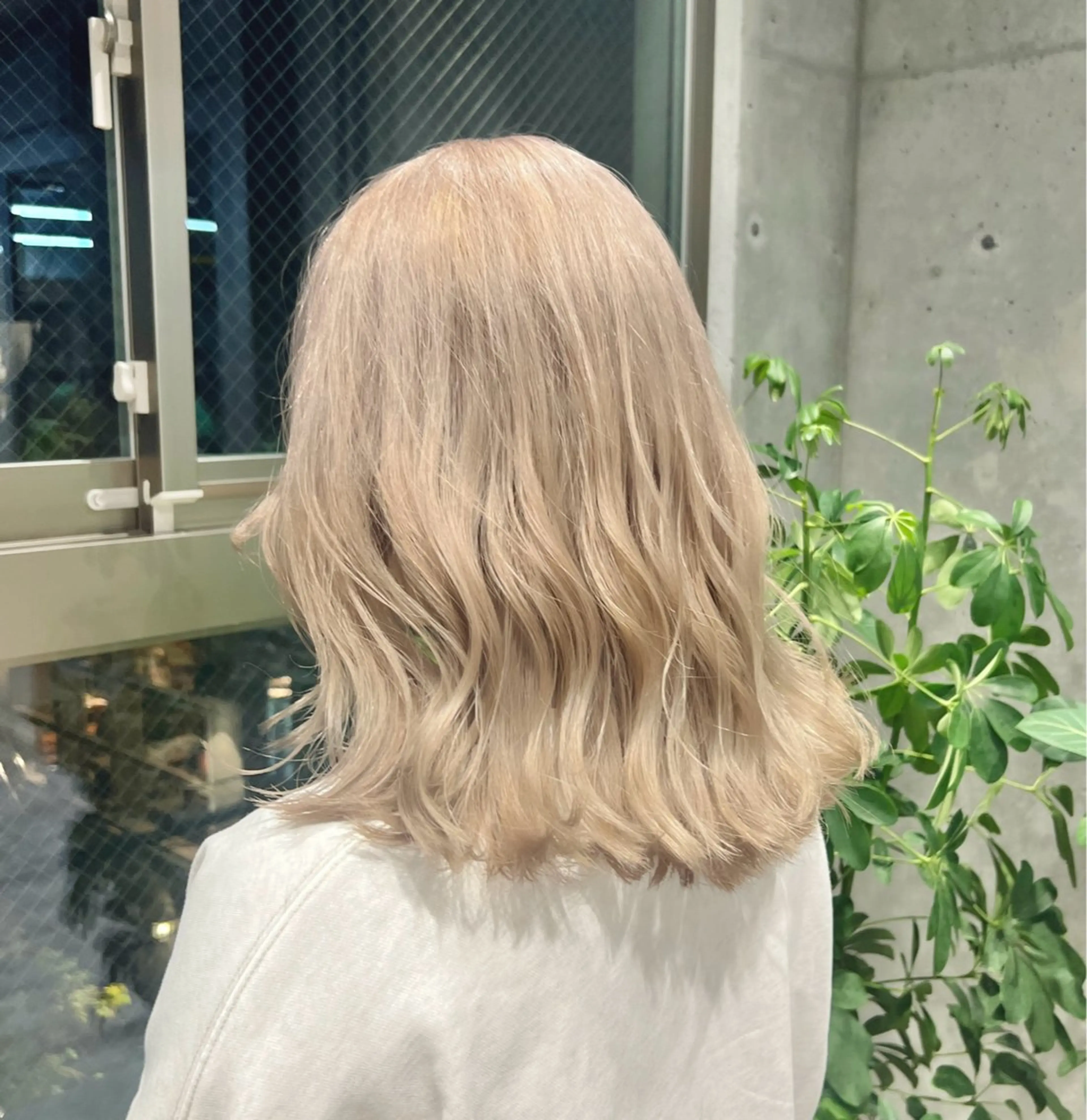 ロング カラー 透明感/血色カラー/ 似合せレイヤー/ゆいのヘアスタイル