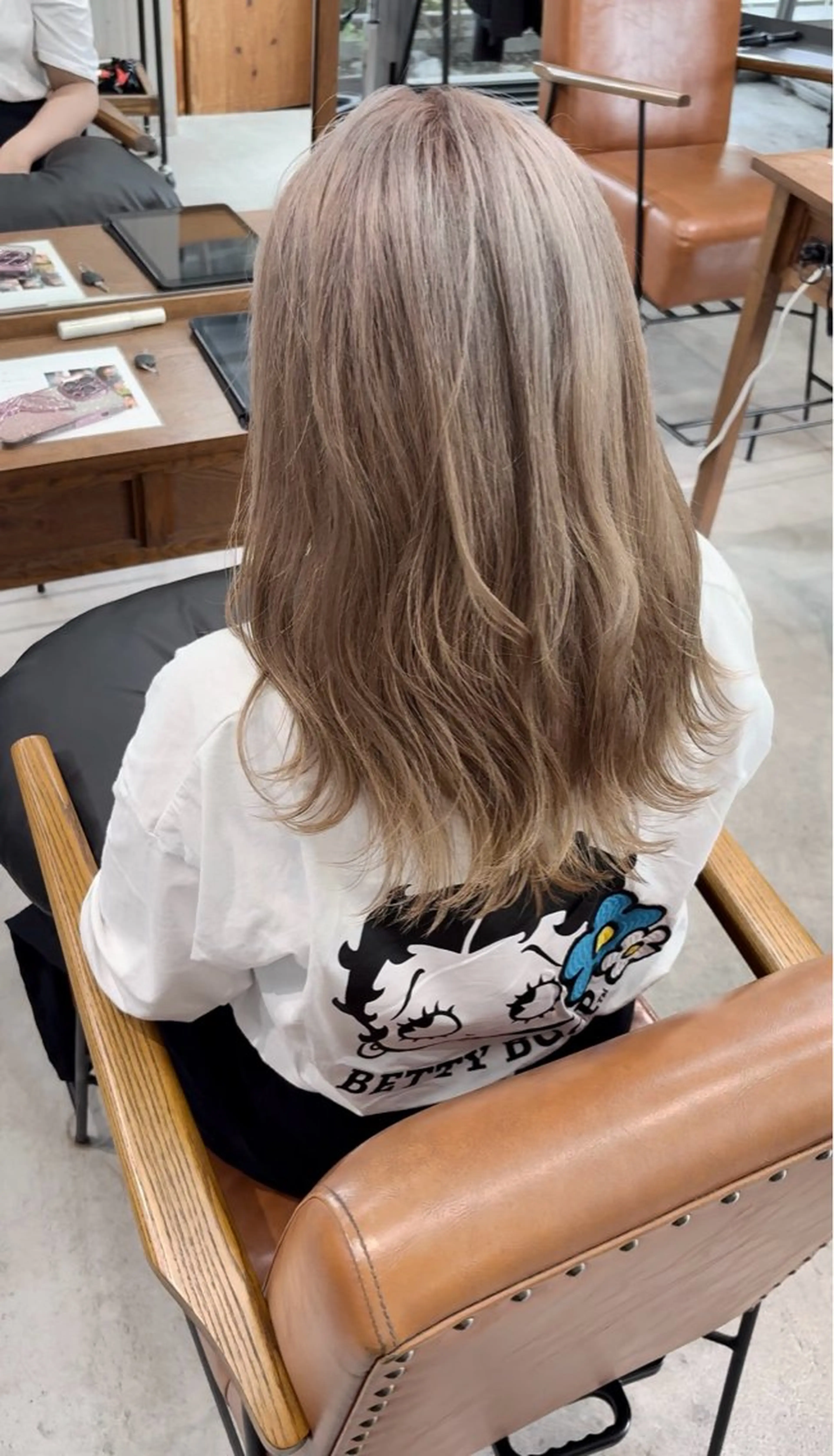 ミディアム カット ヘアカラー トリートメント Nicoru*所属・SONO 【一宮】のヘアスタイル