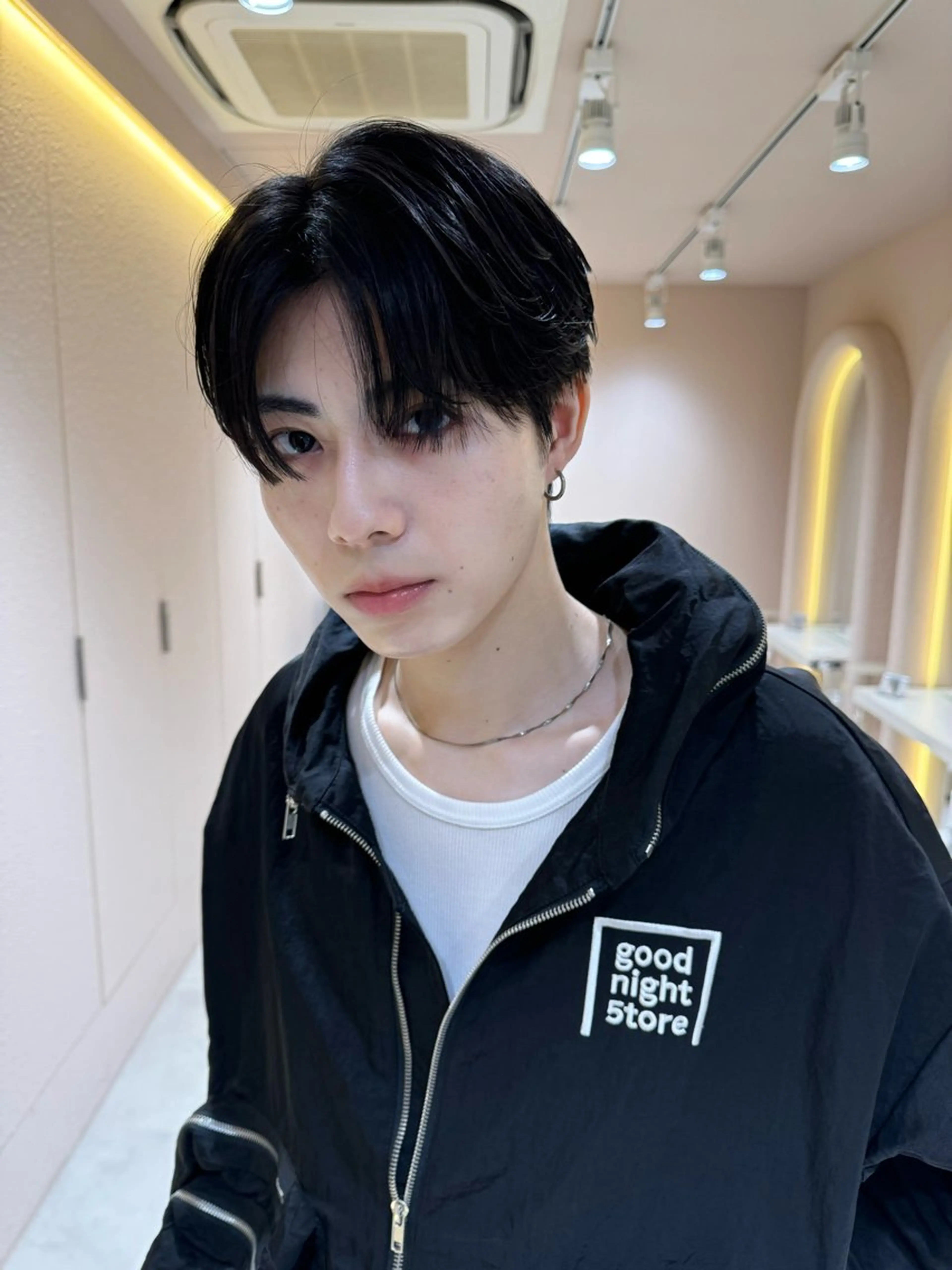 ショート excia渋谷所属・曲がる縮毛矯正 センターパート/翼のヘアスタイル