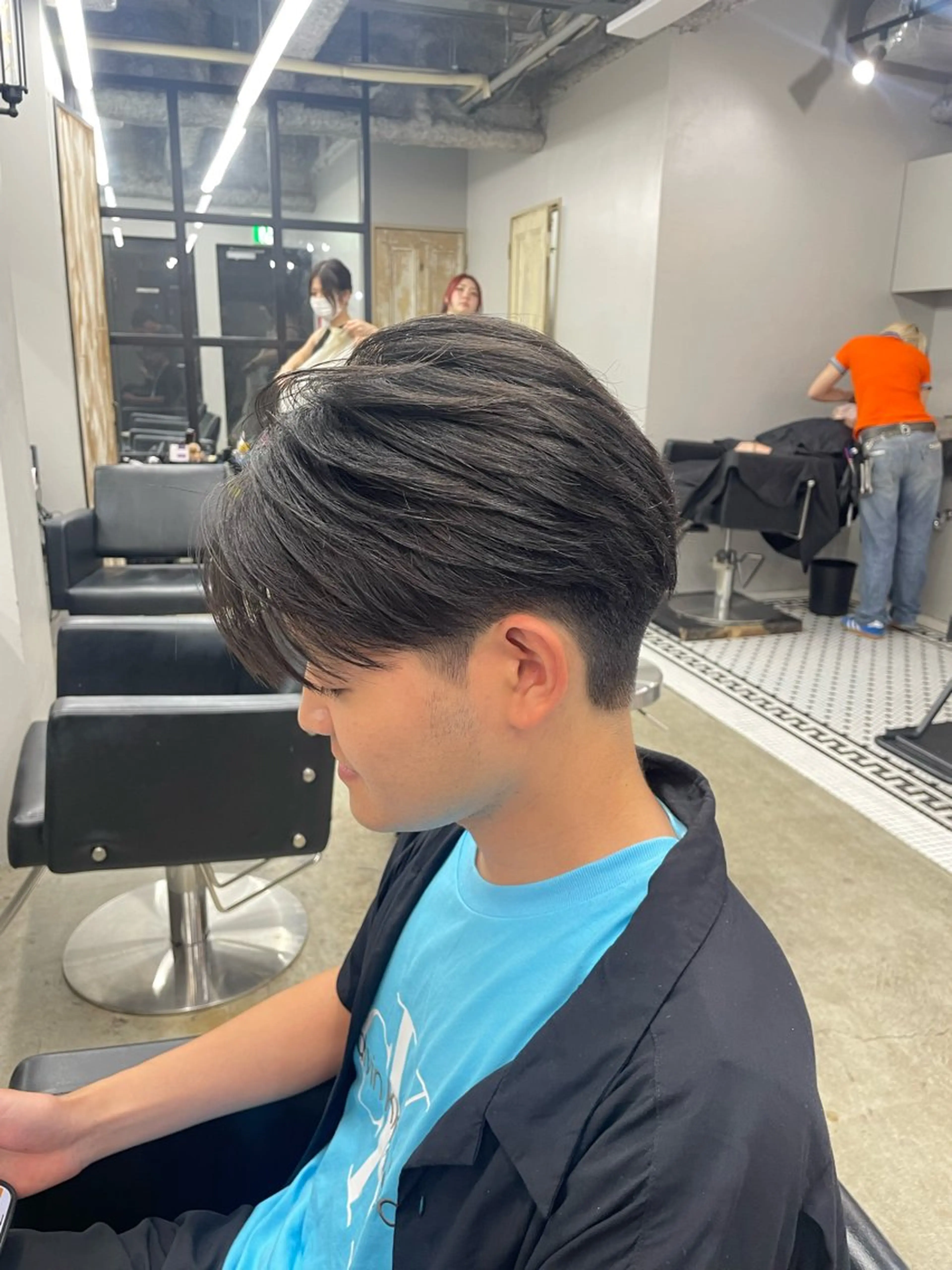 カラー メンズ カット ヘアセット 新宿/韓国ヘア/ 髪質改善ストレートのヘアスタイル