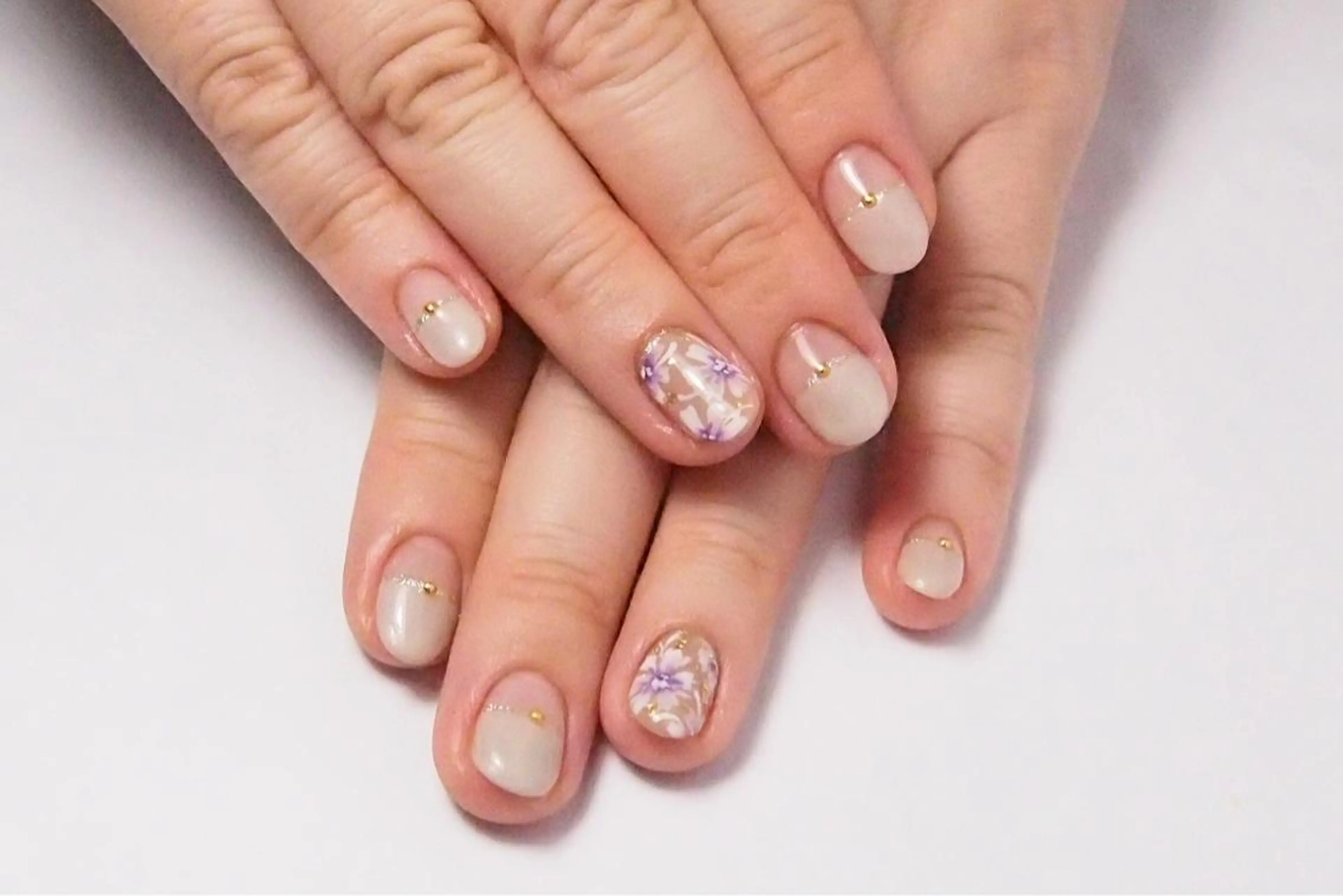 ネイル alma nailsのネイルデザイン