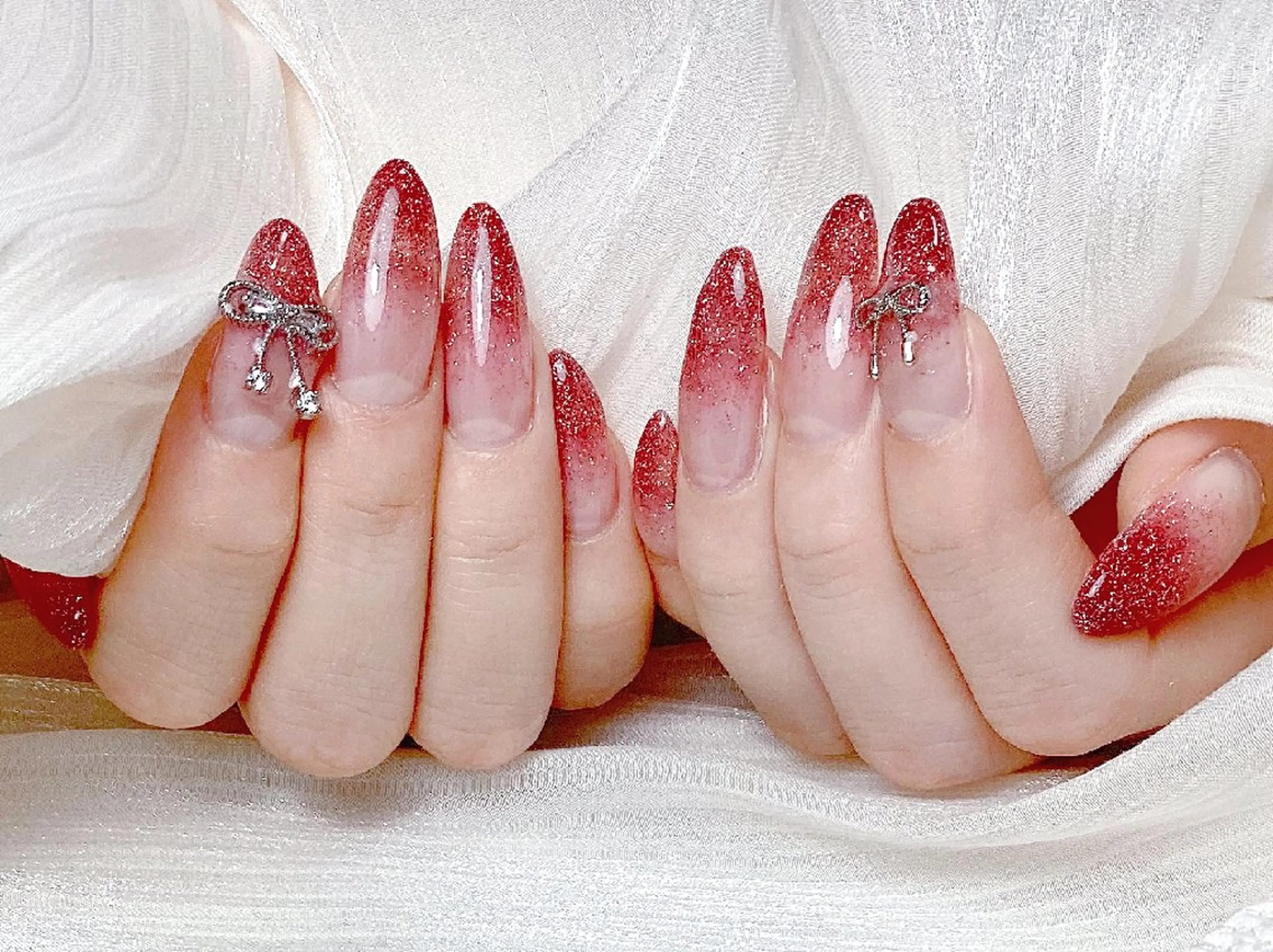 ネイル 長さ出し フレンチネイル グラデーション マグネットネイル マグネットフレンチ リ サのネイルデザイン