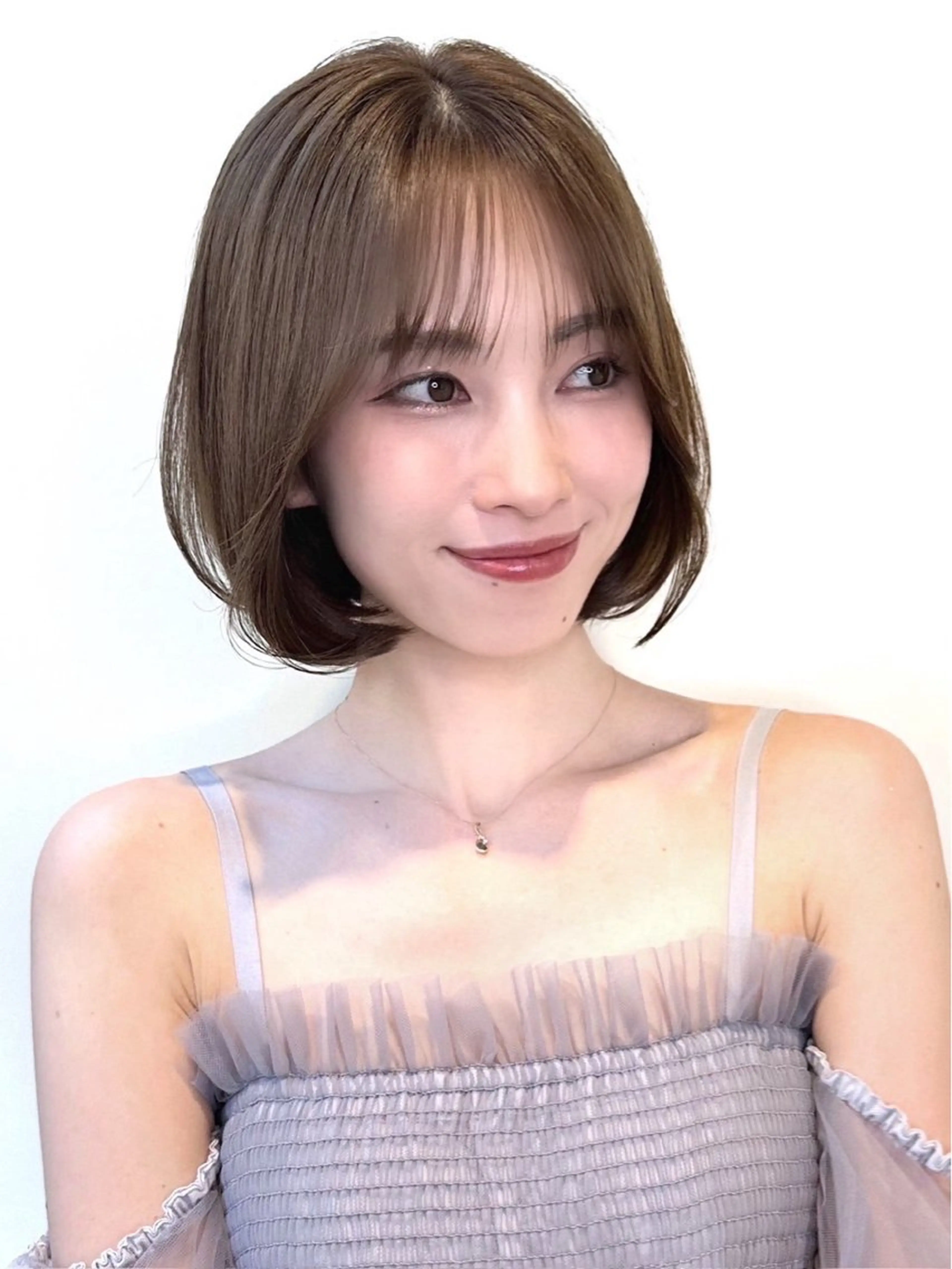 ショート ボブ 顔周りカット 似合わせカット カット無料｜レイヤー カット｜韓国モテへアのヘアスタイル