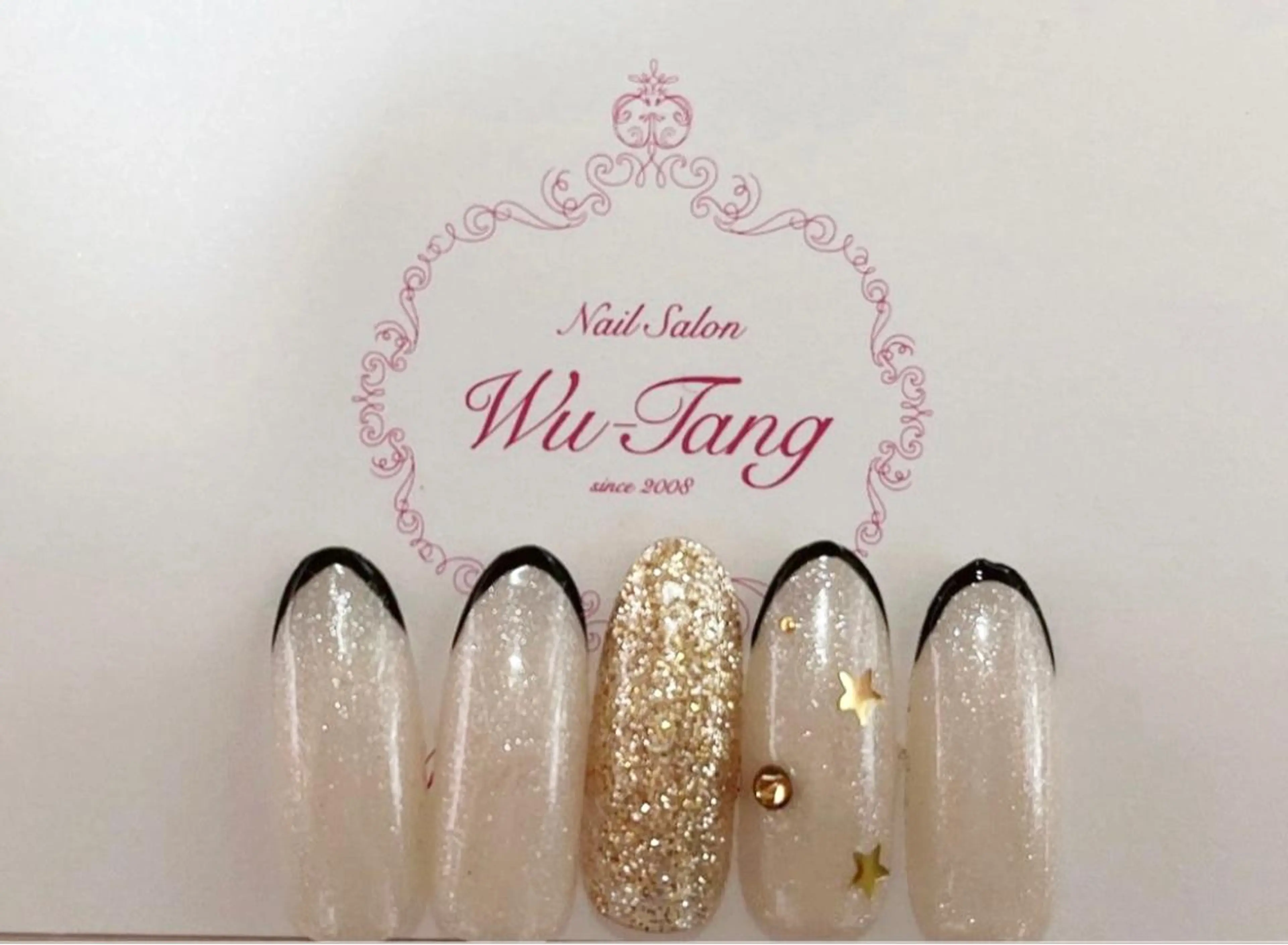 ネイル シンプルネイル 堤 花のネイルデザイン