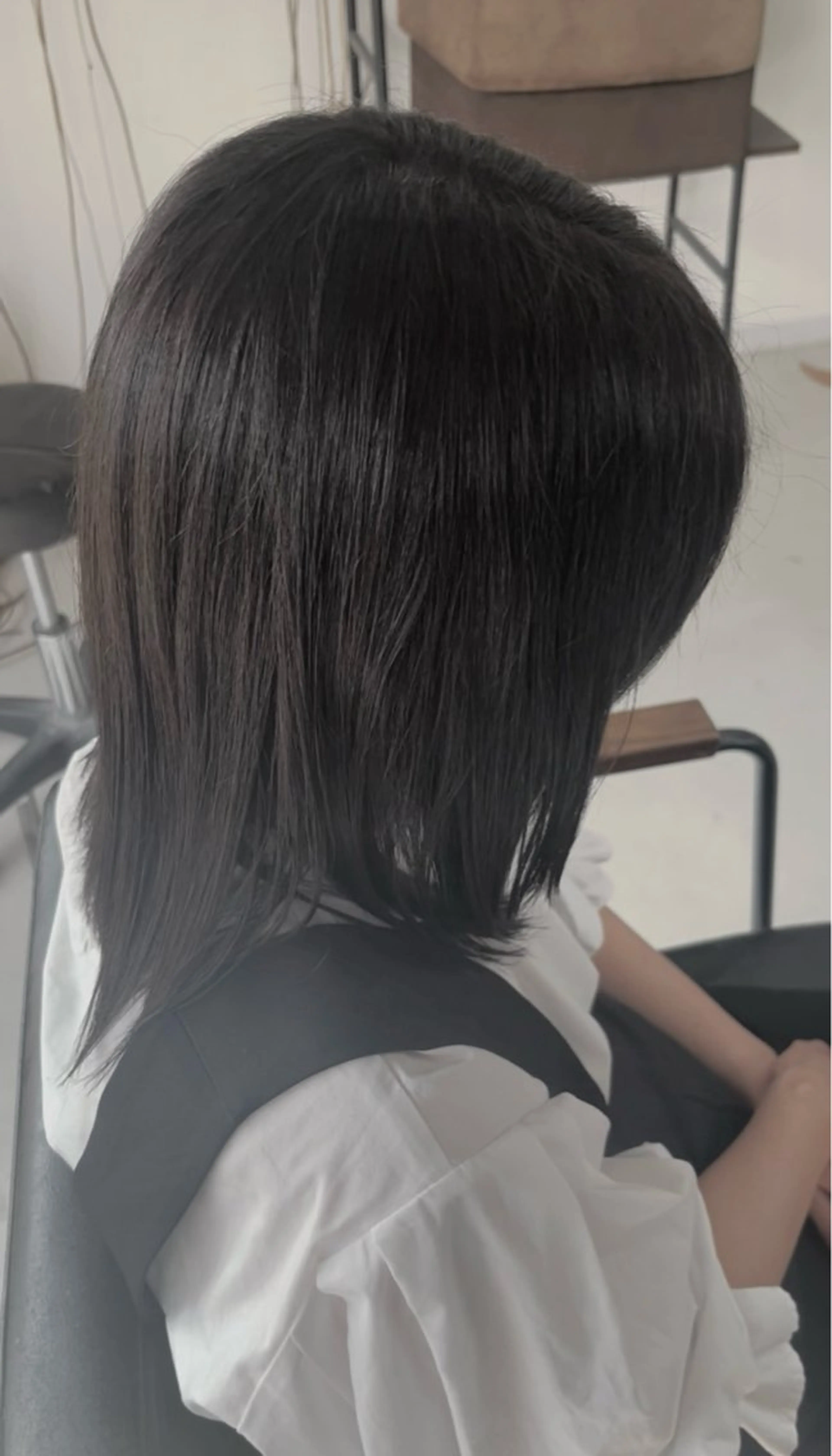 ミディアム カラー 透明感カラー グレージュ オリーブグレージュ オリーブグレー カット ヘアカラー Q.HairLab所属・メンズパーマ&透明感 カラー特化谷村のヘアスタイル