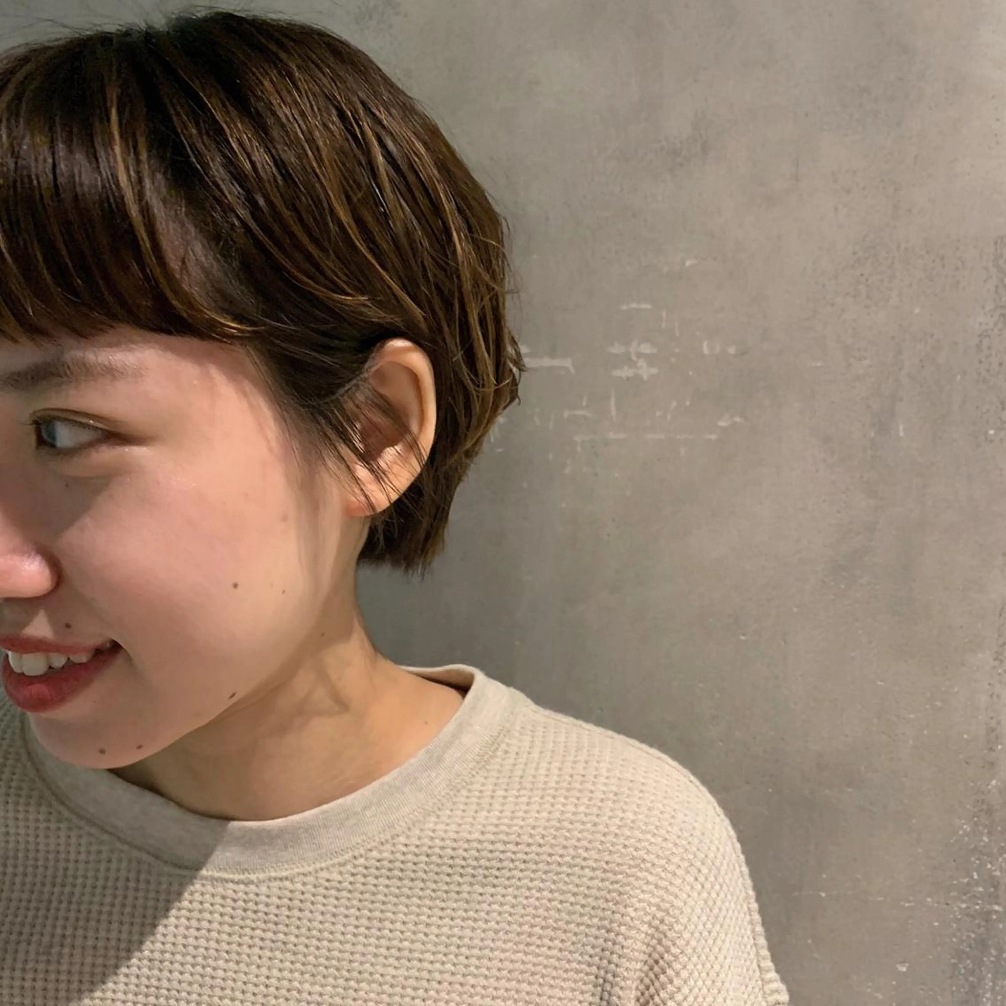 ショート よしだ とおいのヘアスタイル