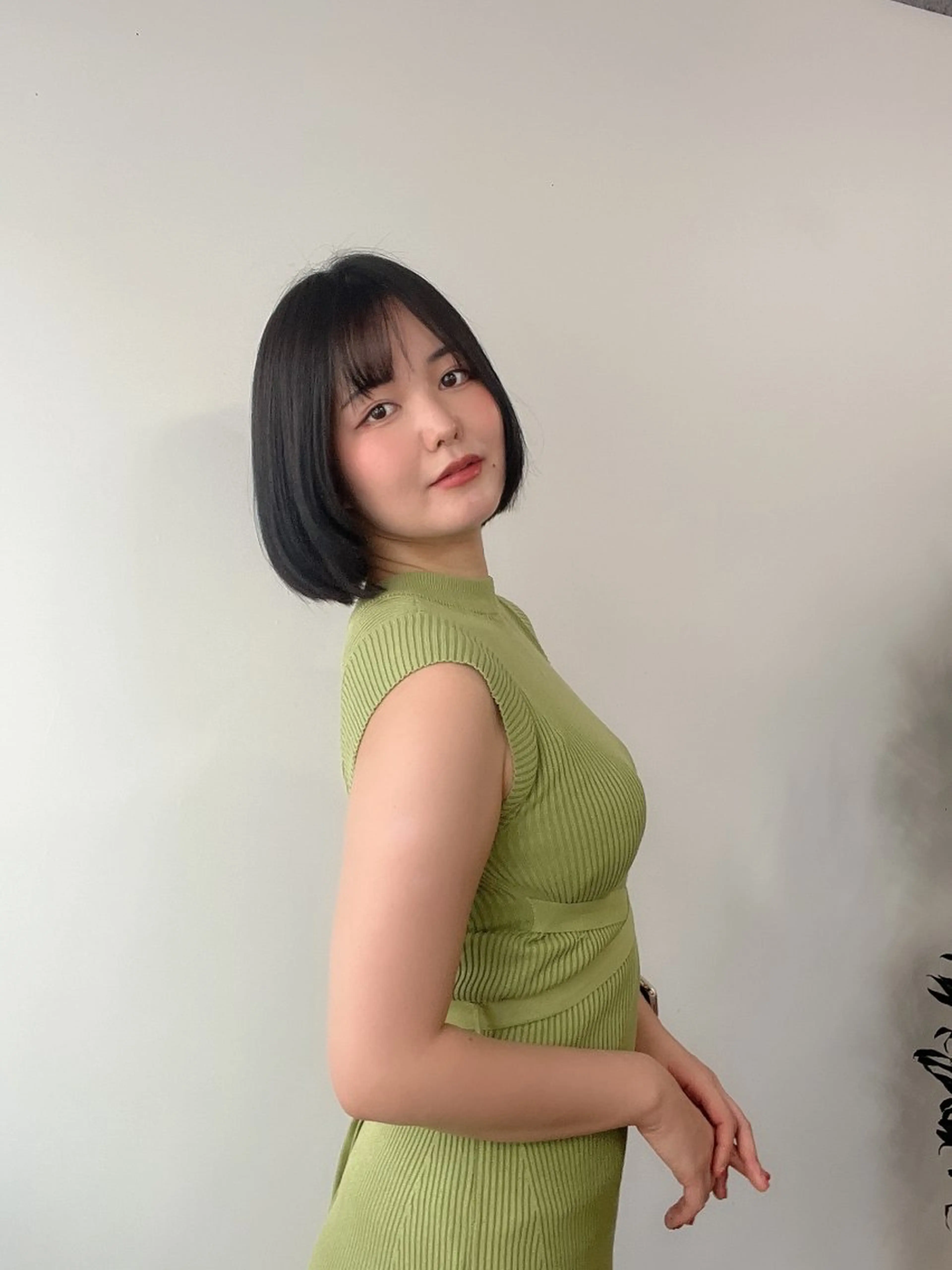 ミディアム 韓国風ヘア 似合わせカット 小顔カット カット ヘアカラー トリートメント 武田涼レイヤーカット 髪質改善×縮毛矯正のヘアスタイル