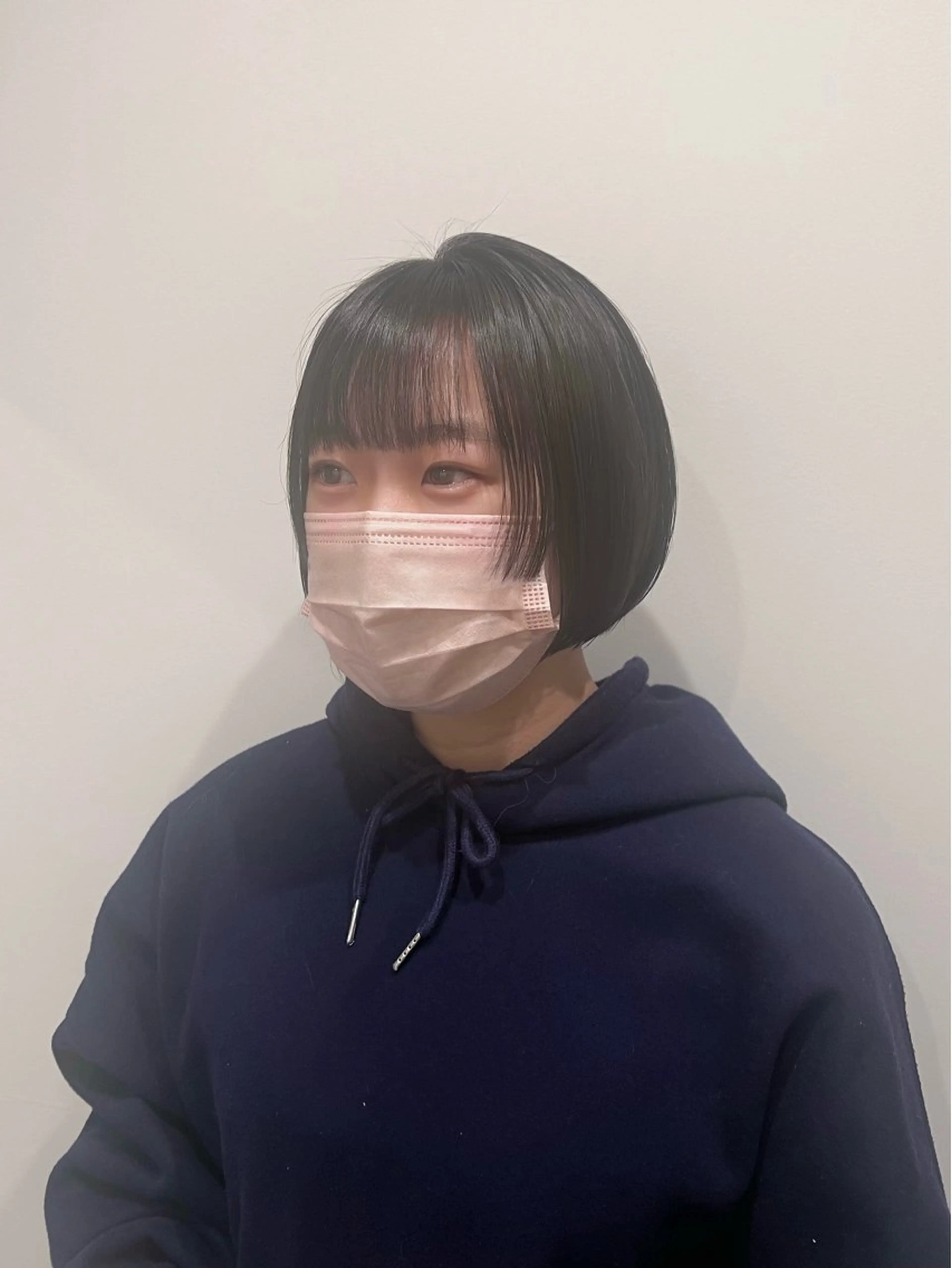 ショート ボブ カット 工藤 梨花のヘアスタイル