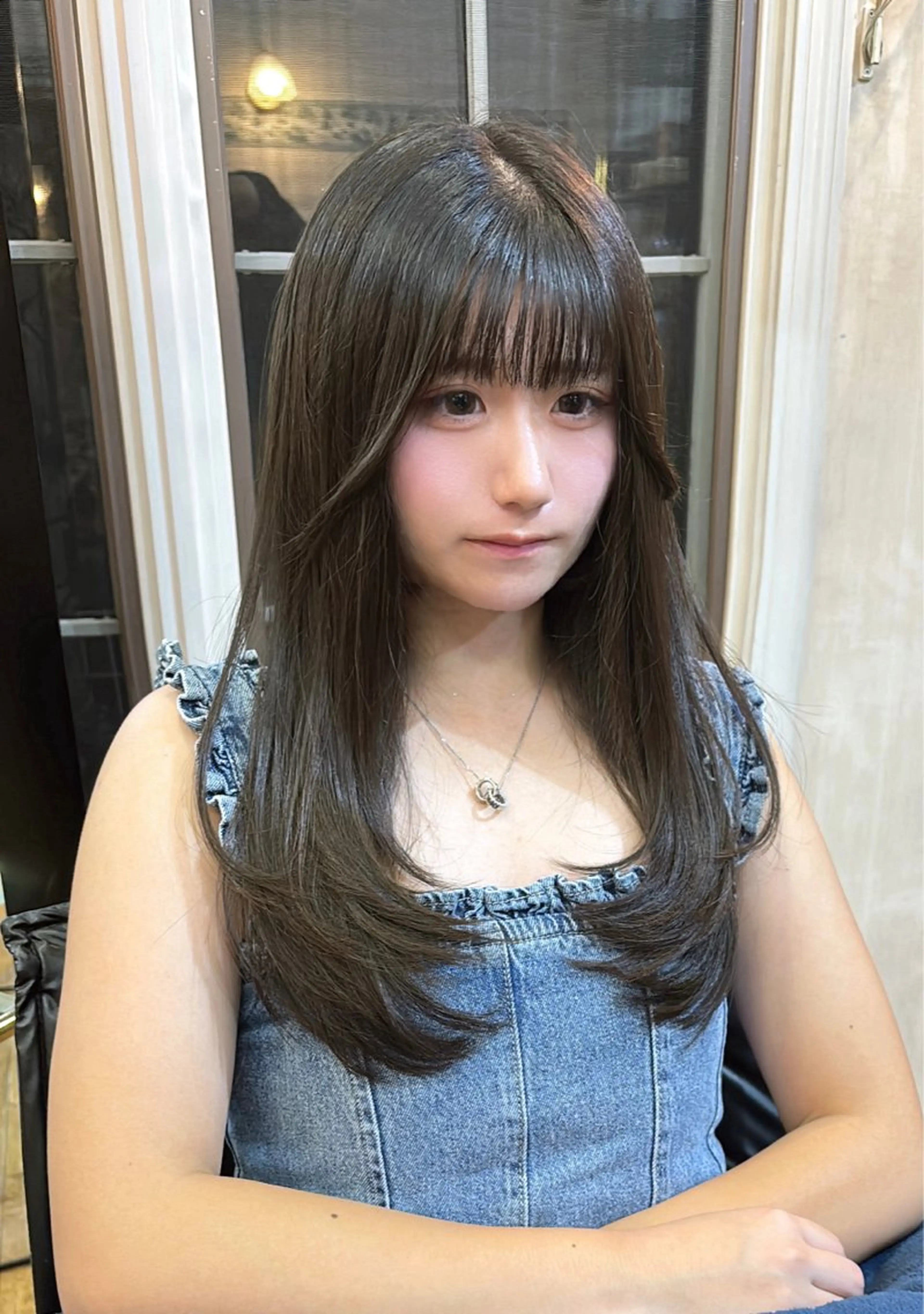 ミディアム レイヤーカット コットンファイブ所属・タ カギのヘアスタイル