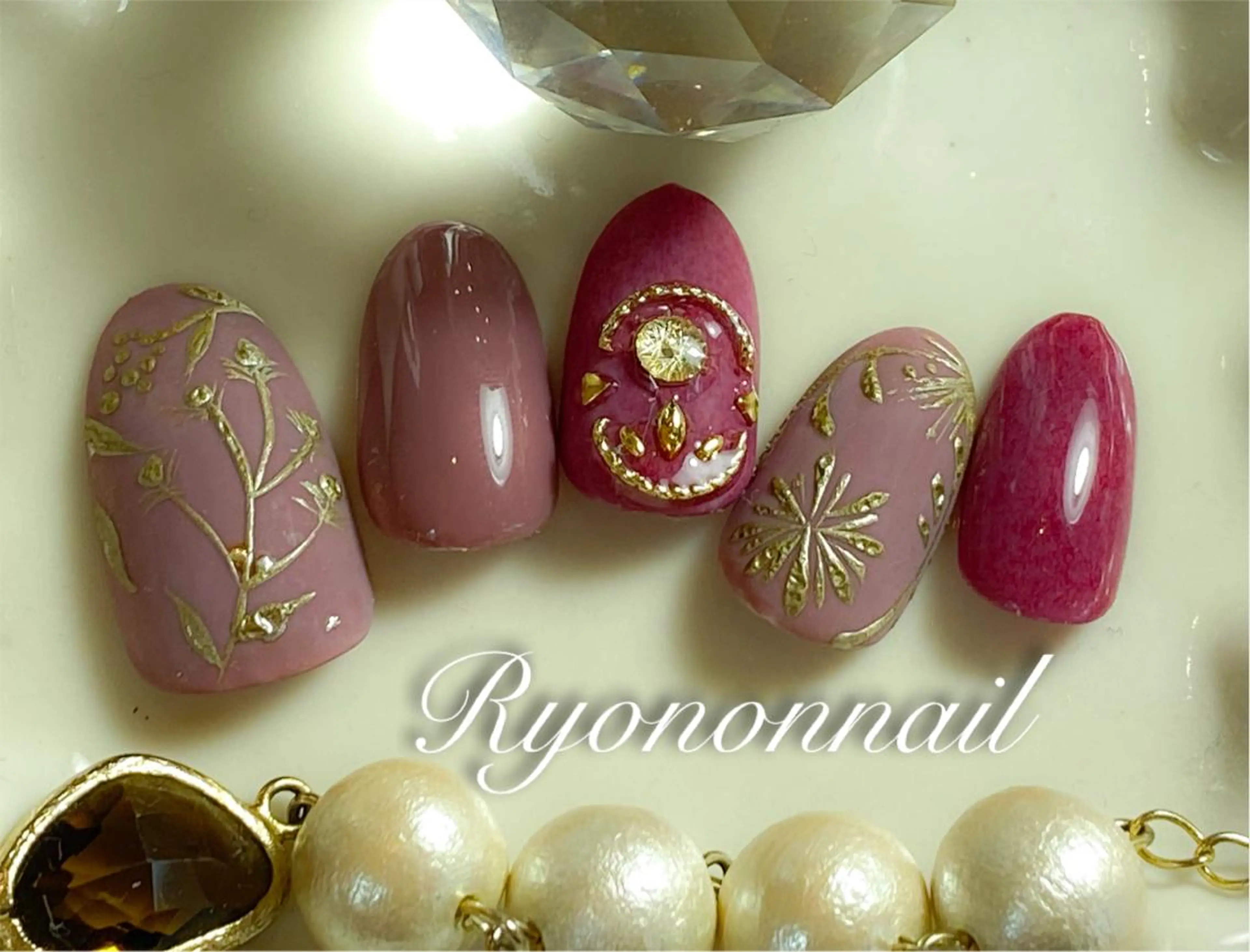 ネイル Ryononnail(リョノンネイル)所属・Ryononnail 上谷典子のネイルデザイン