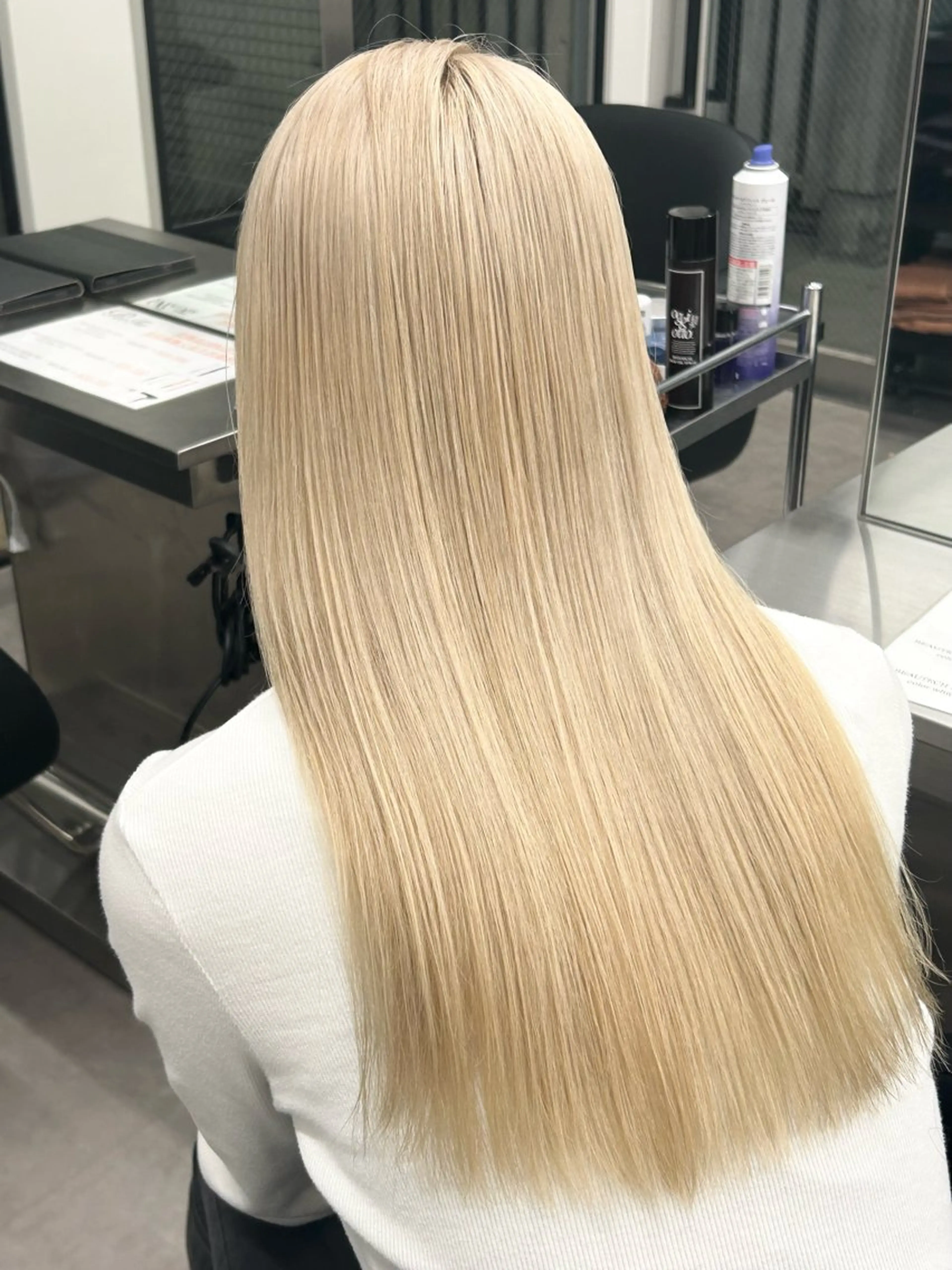 艶髪維持したい方！期間限定クーポン🌕【1ブリーチ➕カラー➕デザインカット➕5step¥5500トリートメント付】‼️の写真