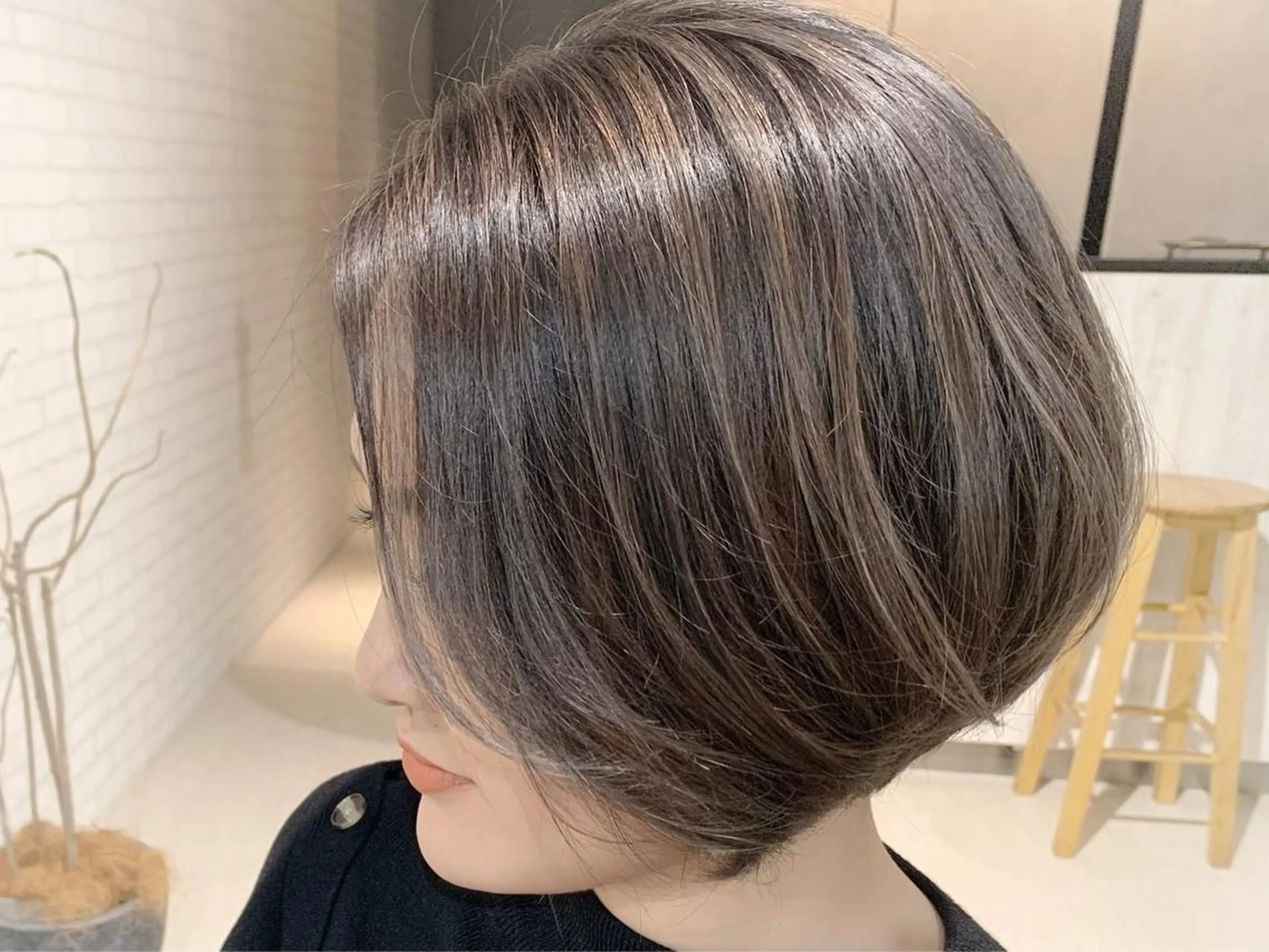 ショート カラー ハイライトカラー ハイライト EMANON天神所属・Hitomi Ezakiのヘアスタイル