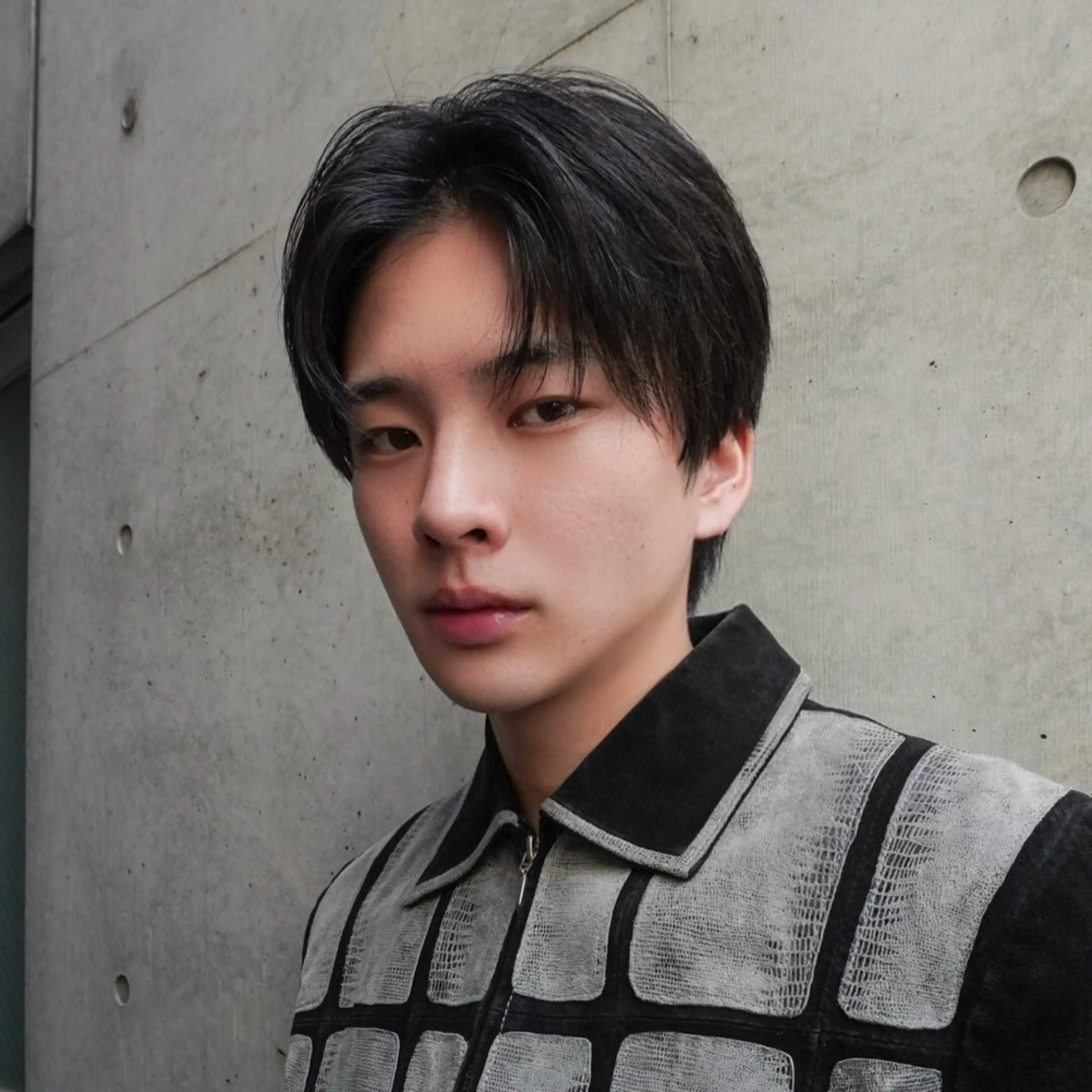 ショート メンズ センターパート 大人メンズヘア メンズパーマSHUNのヘアスタイル