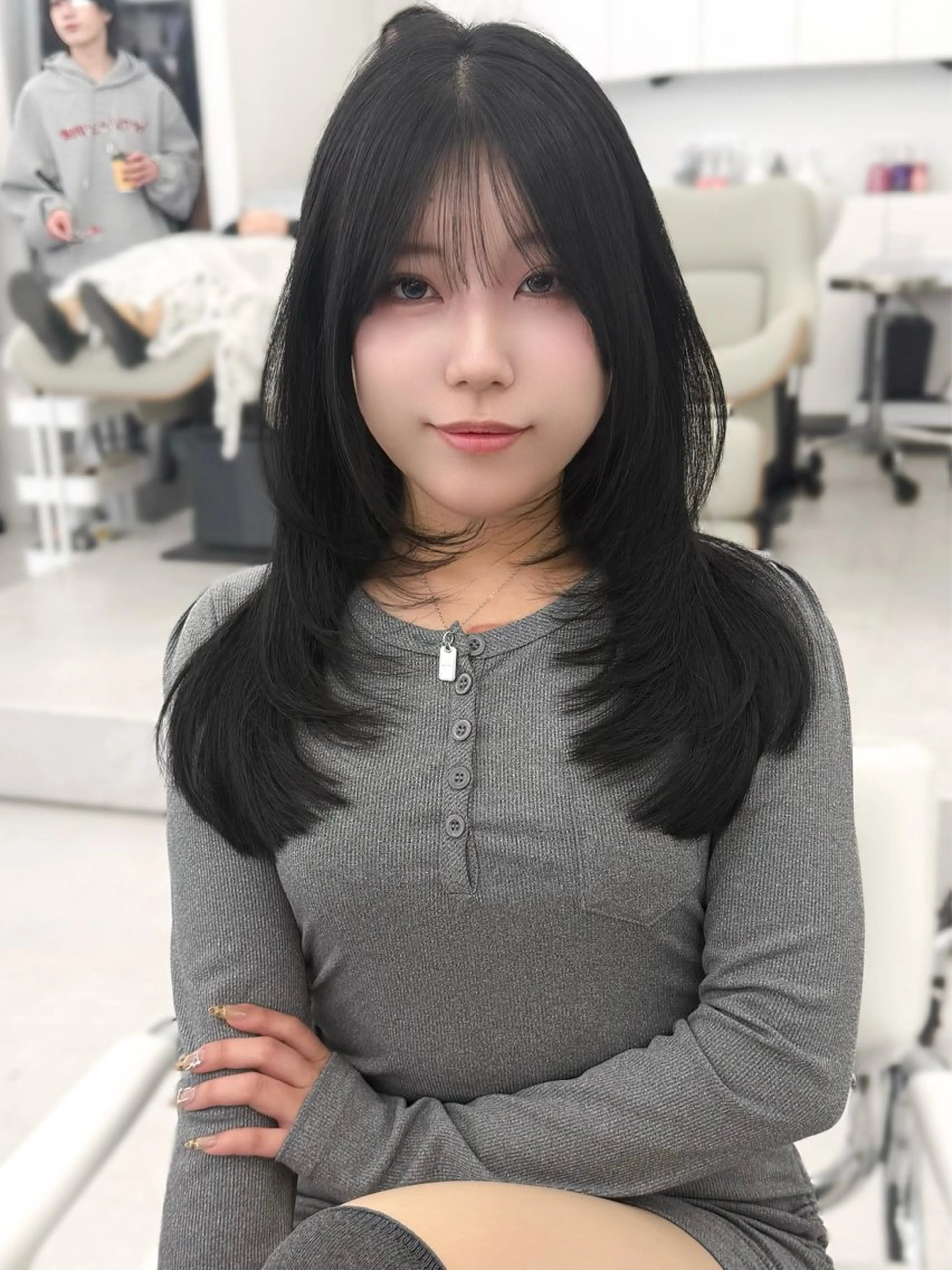 ミディアム カラー ヘアアレンジ カット ヘアカラー トリートメント 最小顔周り&レイヤー 特化/池袋/kokiのヘアスタイル