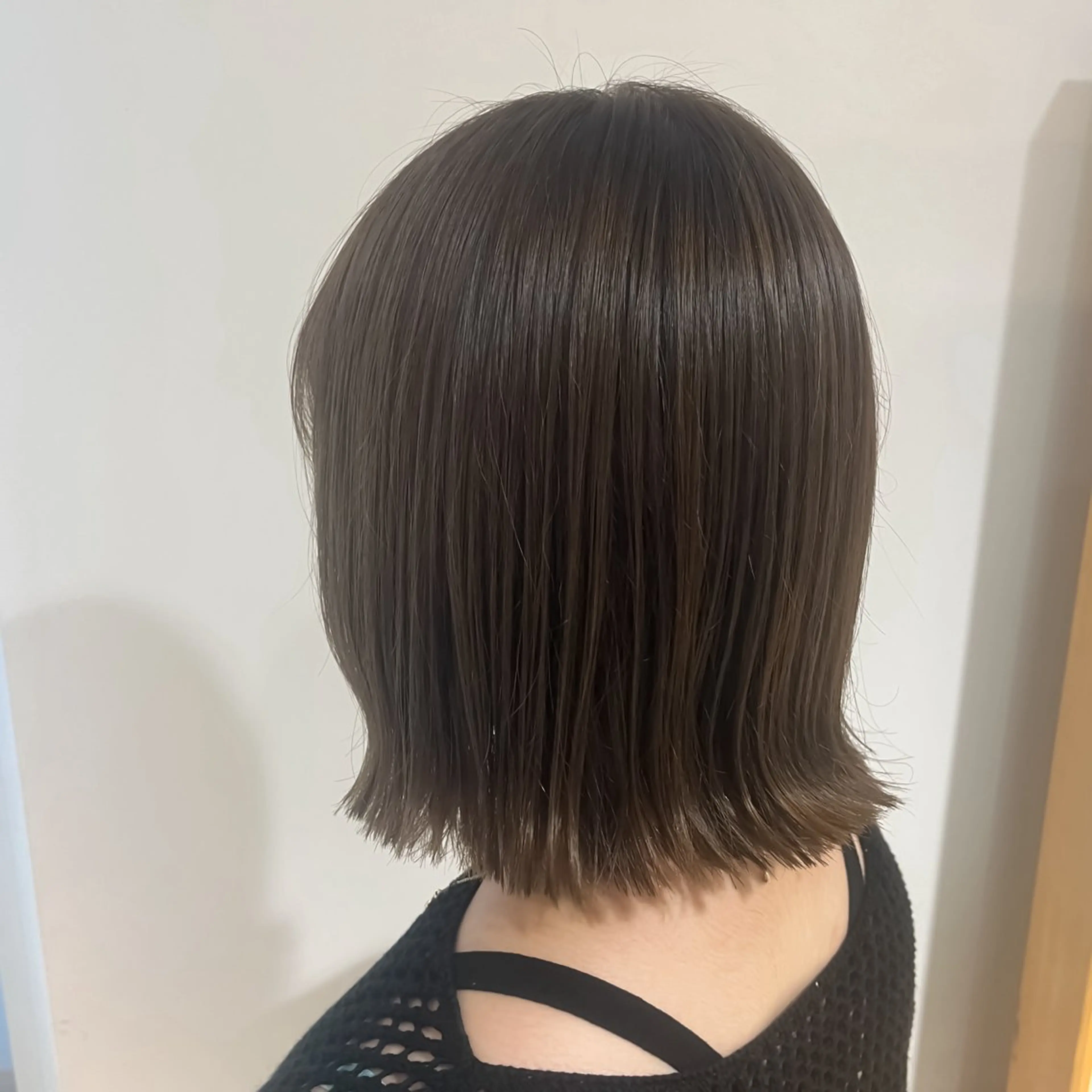 カラー グレージュ オリーブグレージュ オリーブグレー 柳樂 響のヘアスタイル