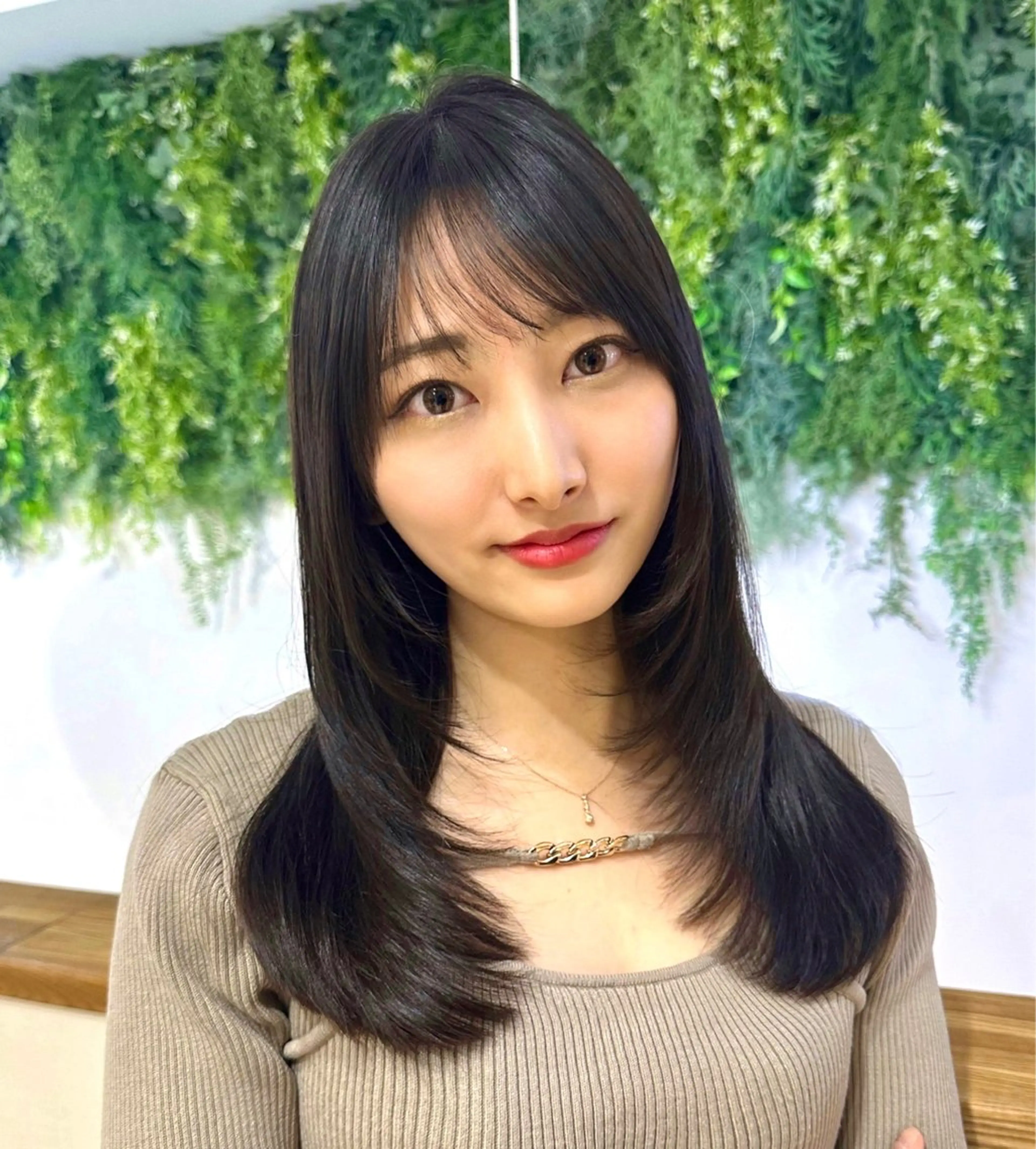 ロング カラー レイヤーカット レイヤー/韓国ヘア /顔周り/大久保貴之のヘアスタイル