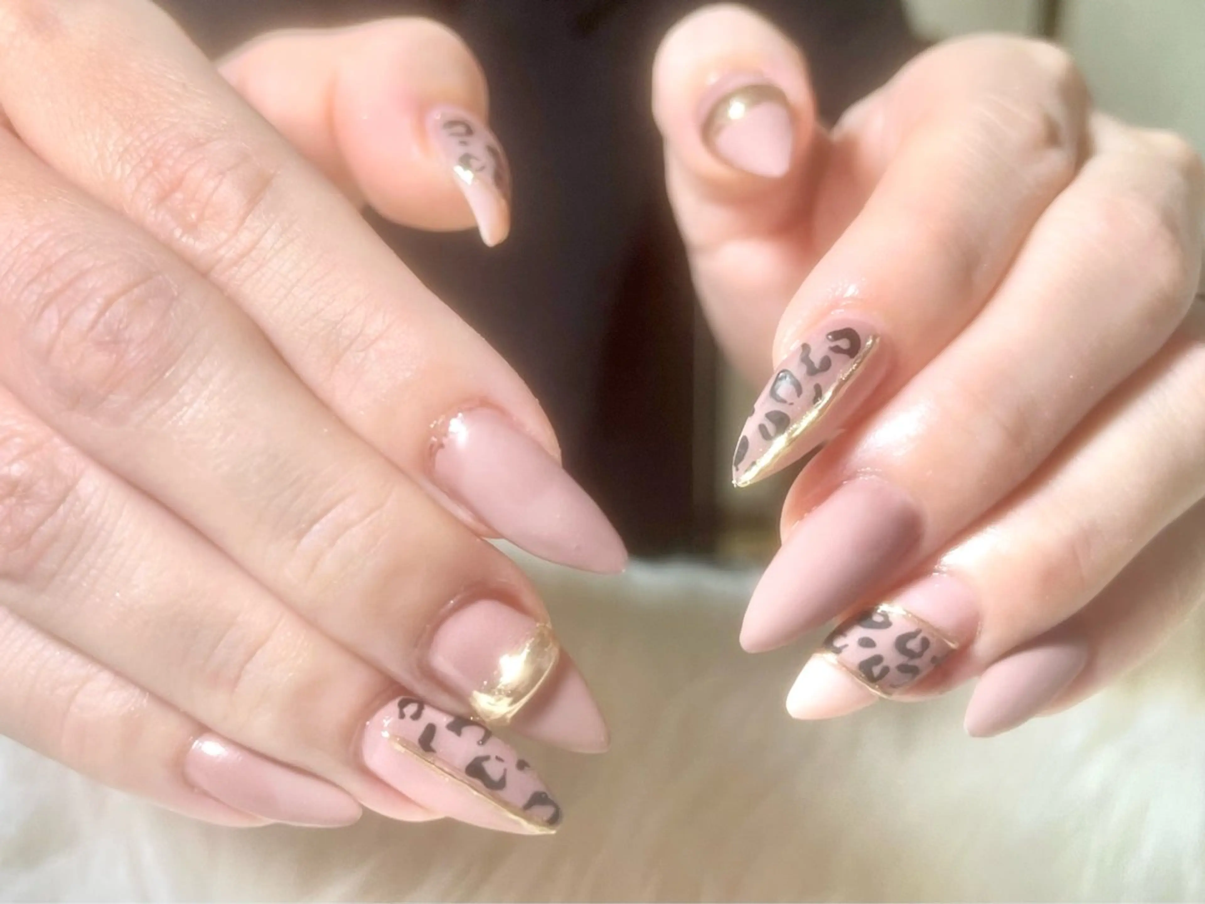 ネイル アニマル柄 マットネイル hohomi .のネイルデザイン